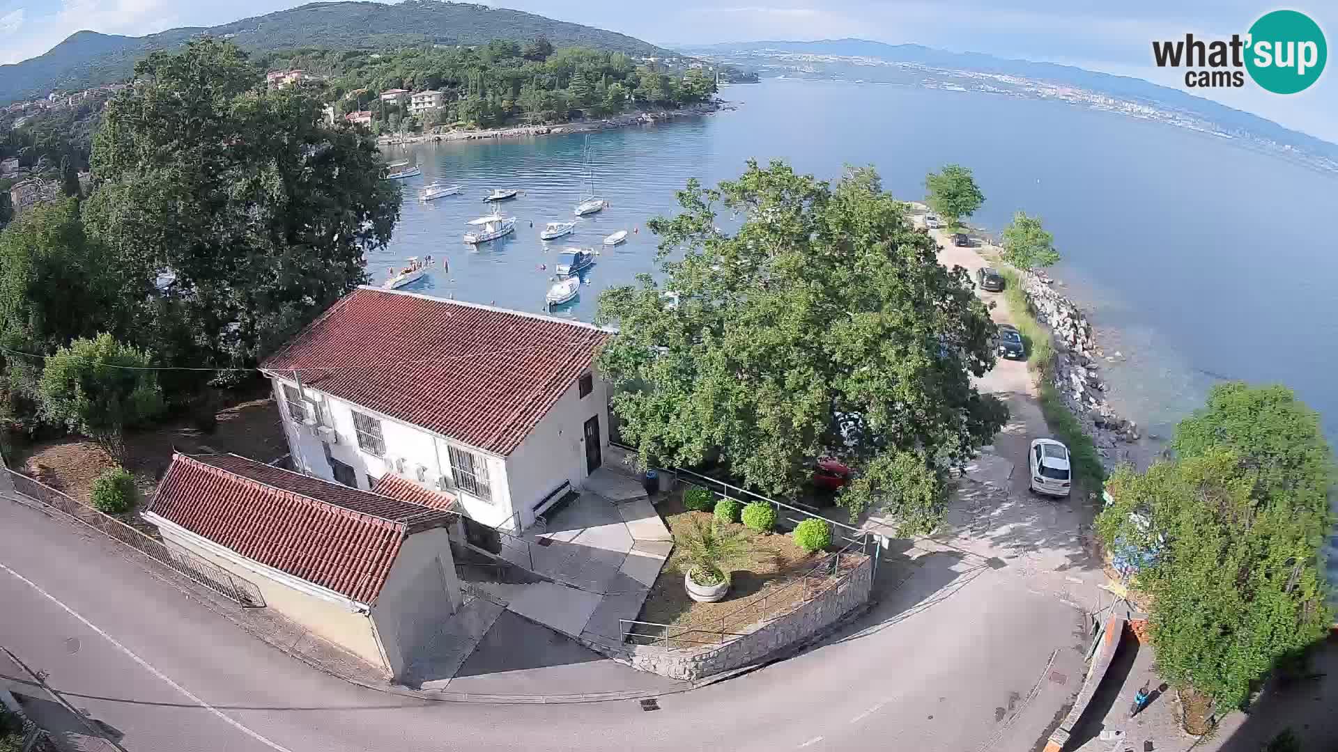 Ika Harbor Webcam – LIVE View of the Harbor and Opatija Lights