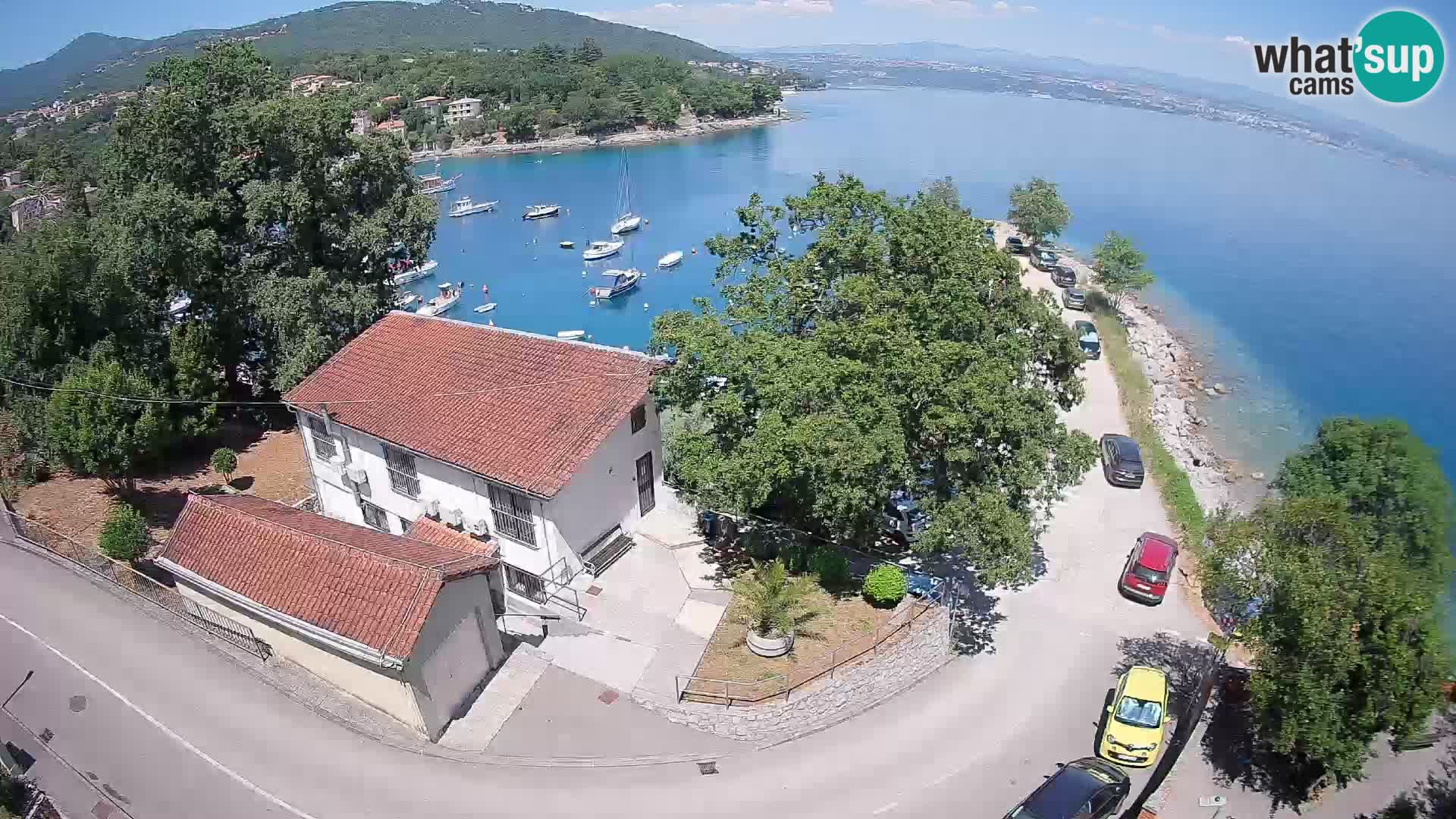 Ika Harbor Webcam – LIVE View of the Harbor and Opatija Lights