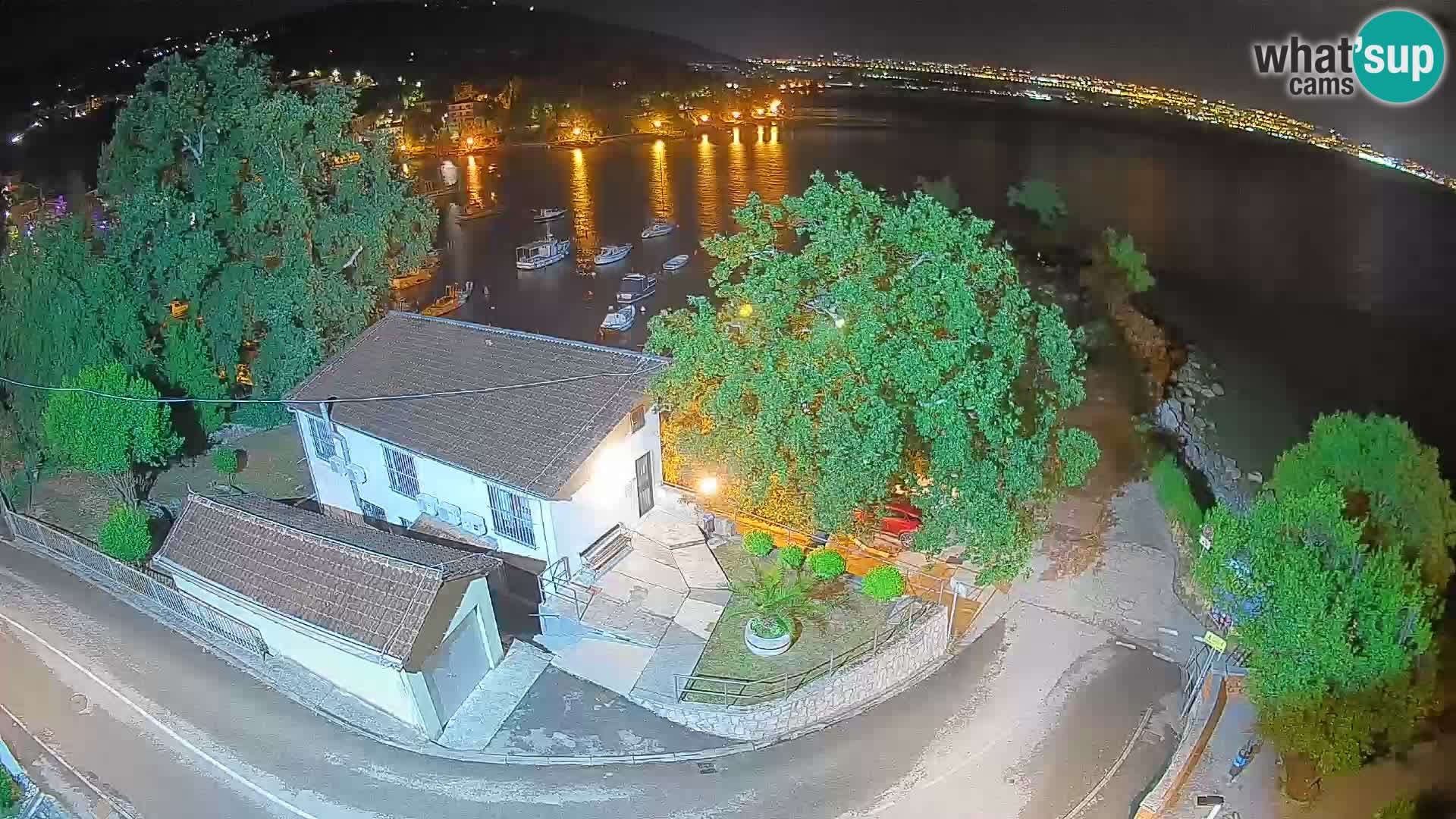 Webcam puerto de Ika – Vista en directo y luces de Opatija