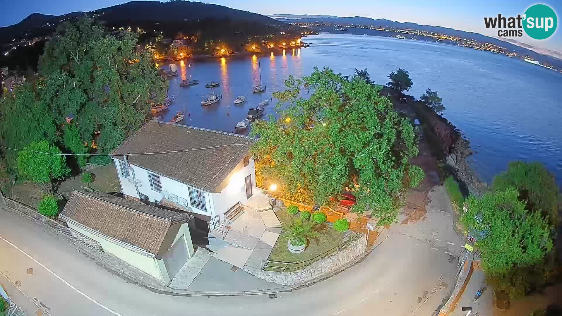 Webcam porto Ika – Vista LIVE sul porto e le luci di Opatija