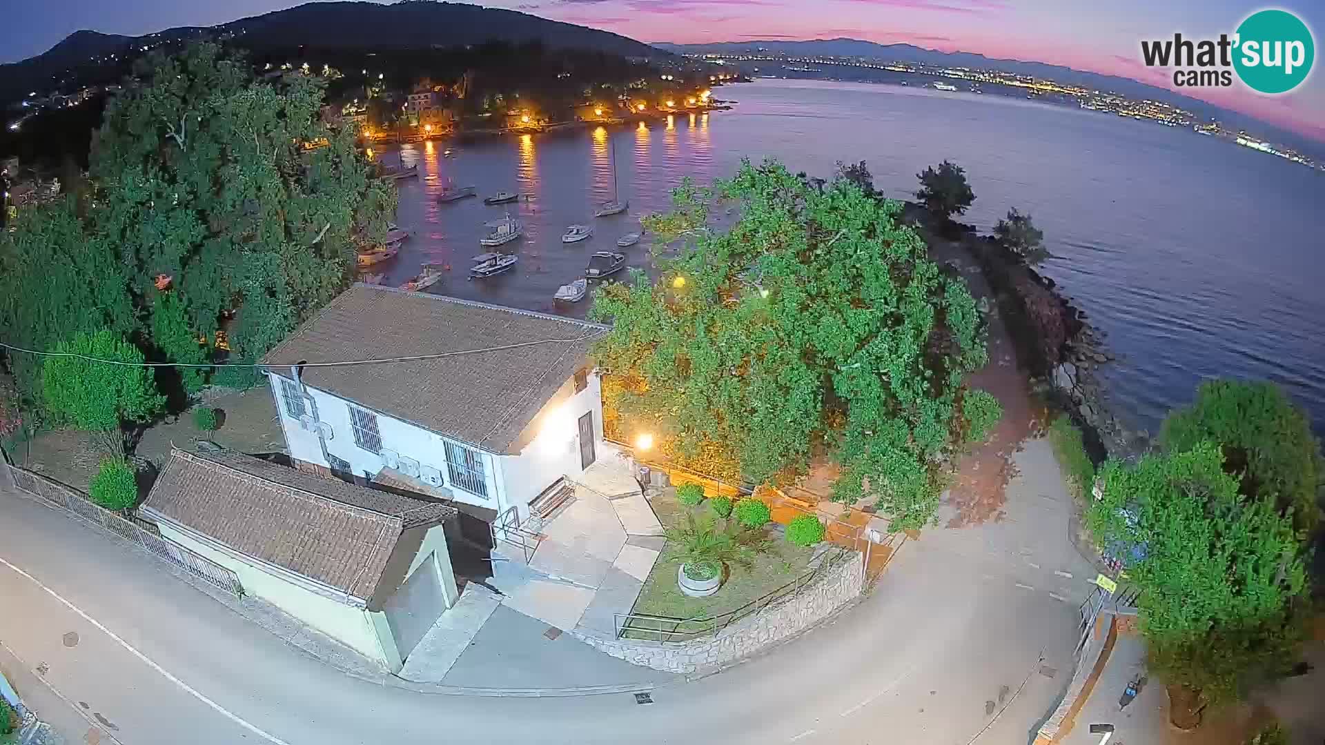 Webcam porto Ika – Vista LIVE sul porto e le luci di Opatija