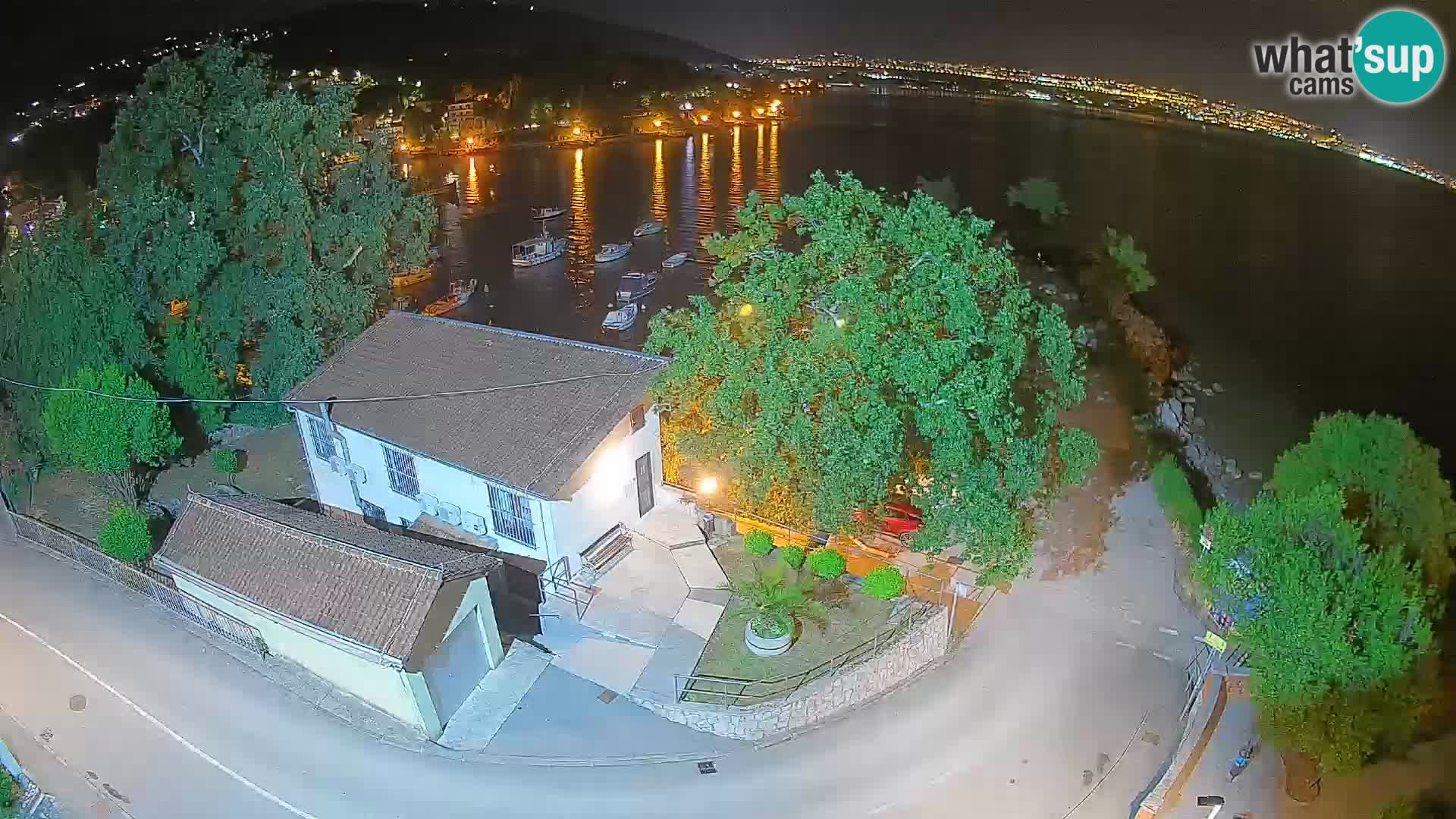 Ika Harbor Webcam – LIVE View of the Harbor and Opatija Lights