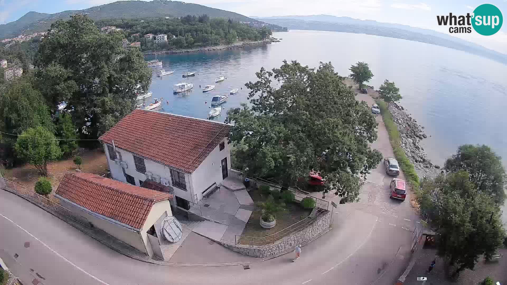 Ika Harbor Webcam – LIVE View of the Harbor and Opatija Lights