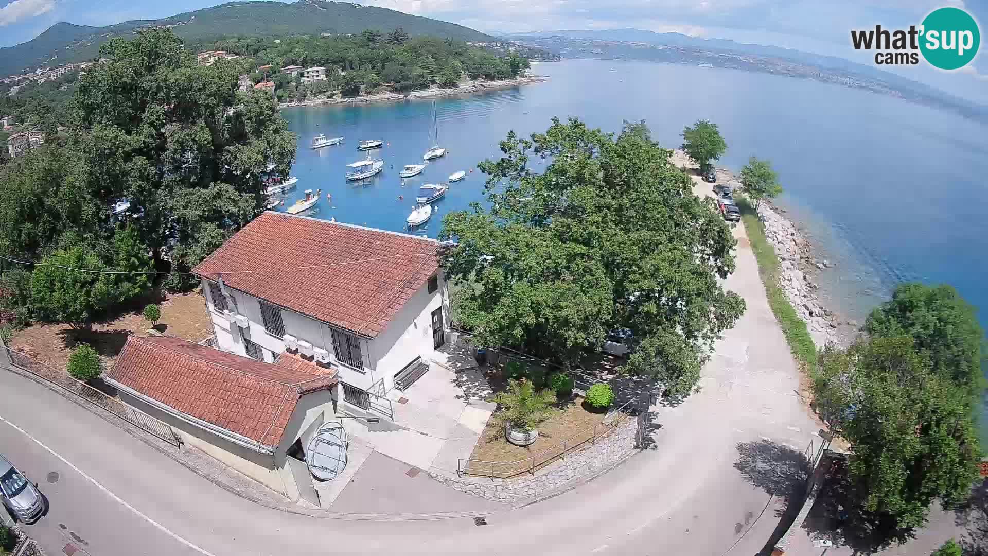 Ika Harbor Webcam – LIVE View of the Harbor and Opatija Lights
