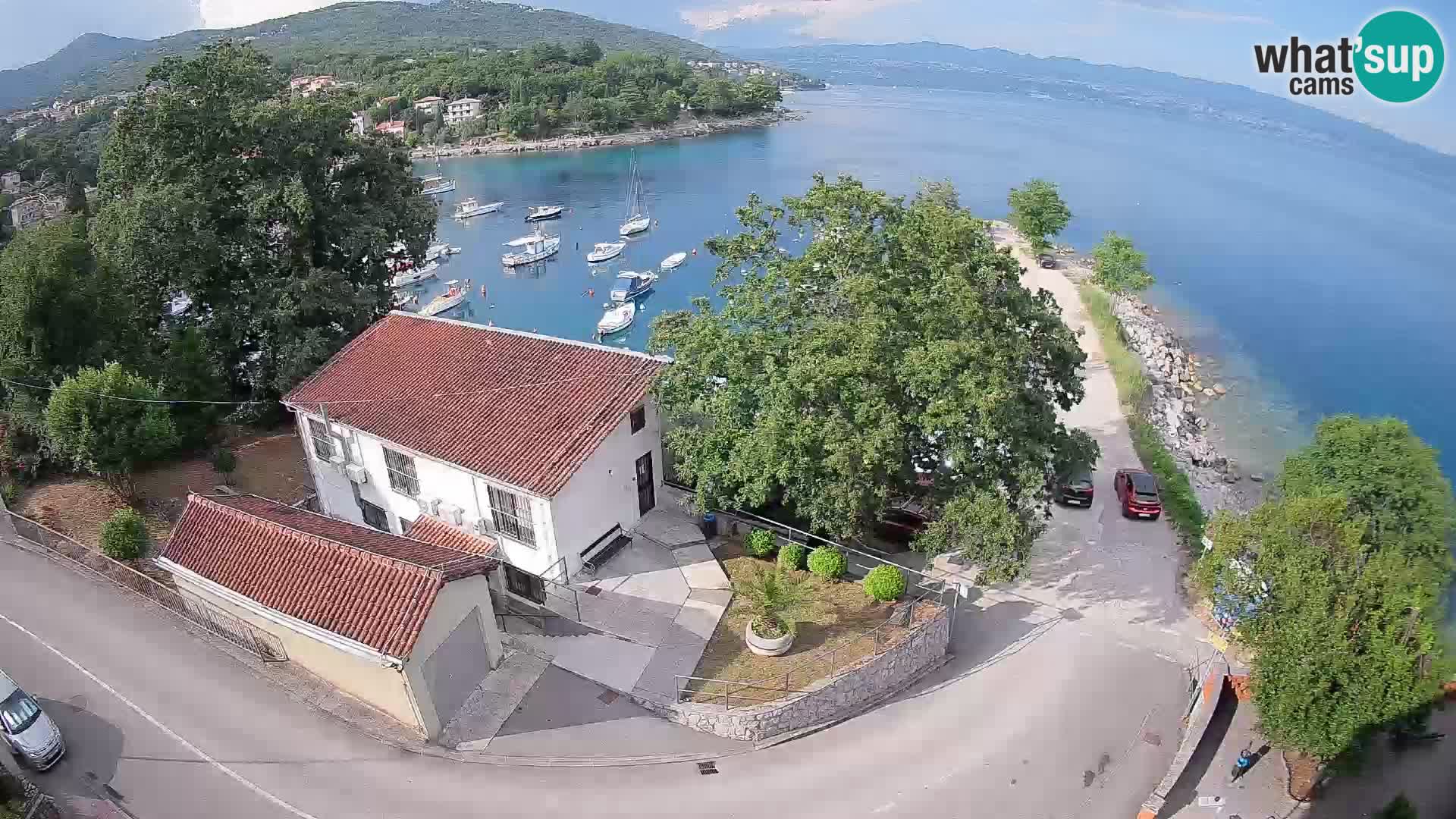 Ika Harbor Webcam – LIVE View of the Harbor and Opatija Lights