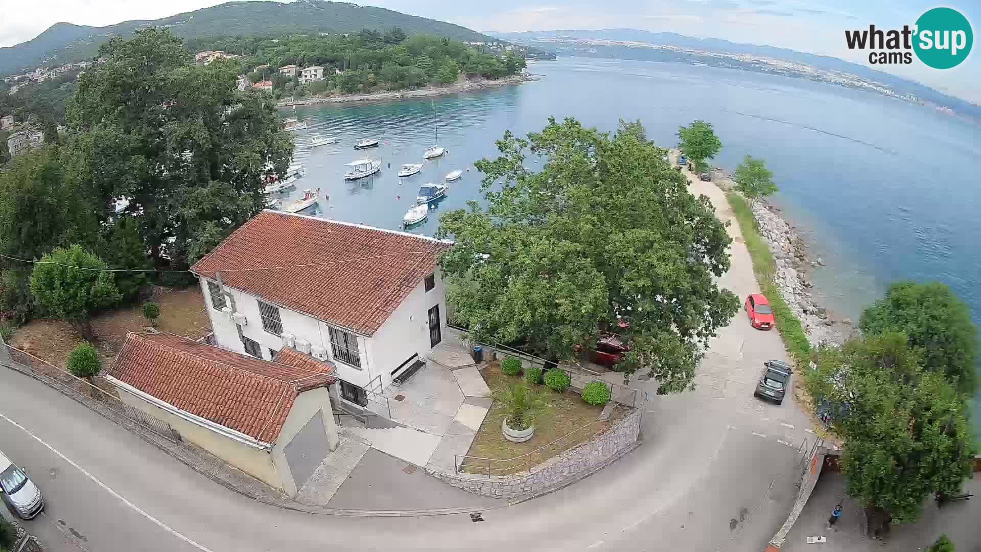 Ika Harbor Webcam – LIVE View of the Harbor and Opatija Lights