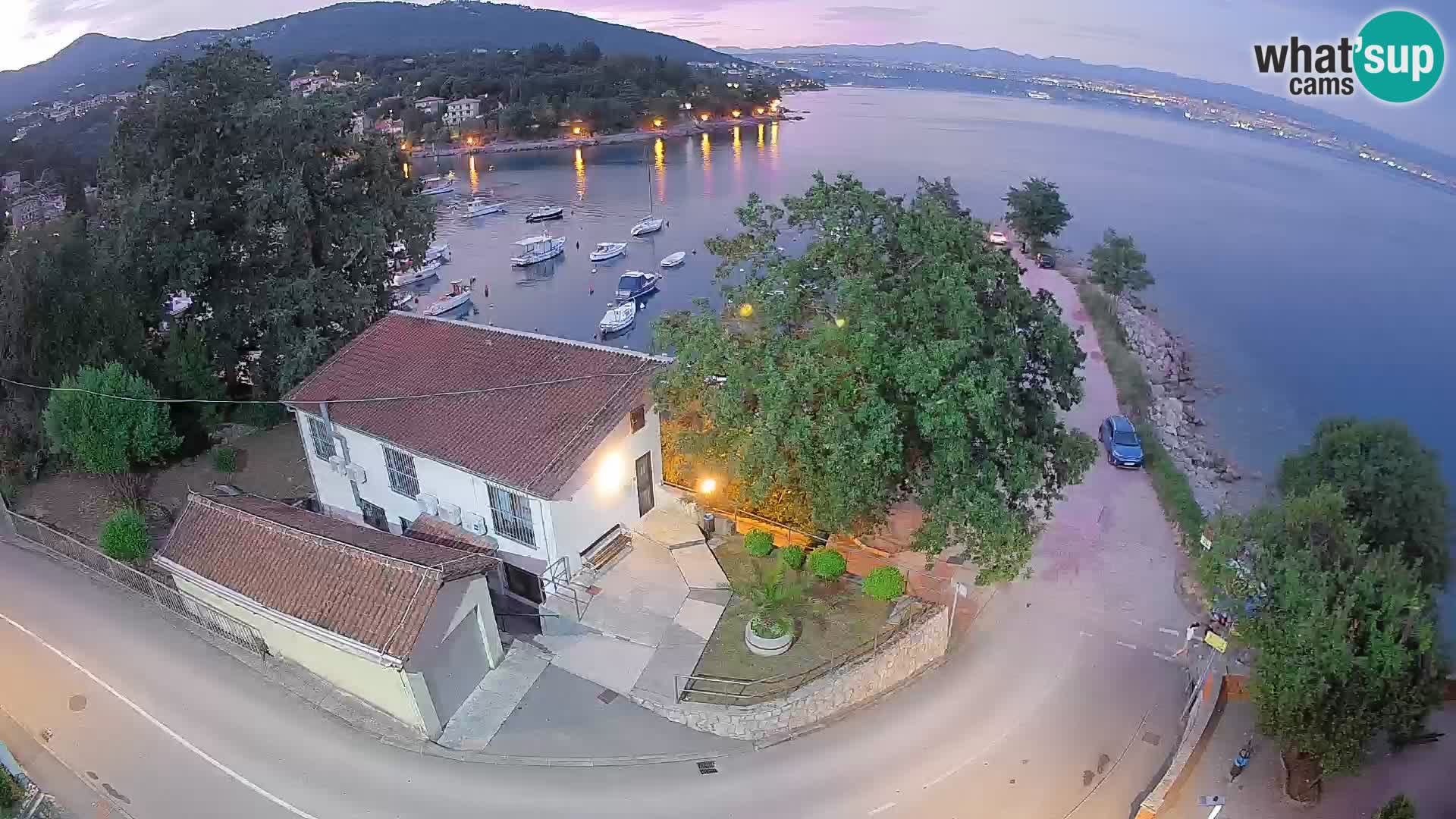 Webcam puerto de Ika – Vista en directo y luces de Opatija
