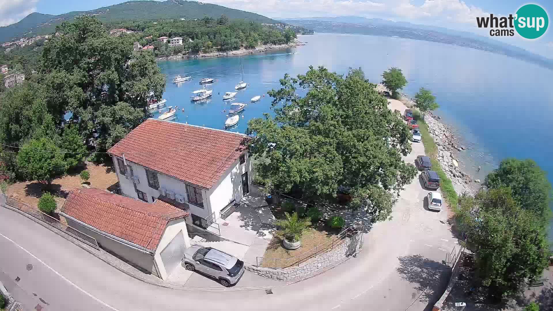Ika Harbor Webcam – LIVE View of the Harbor and Opatija Lights