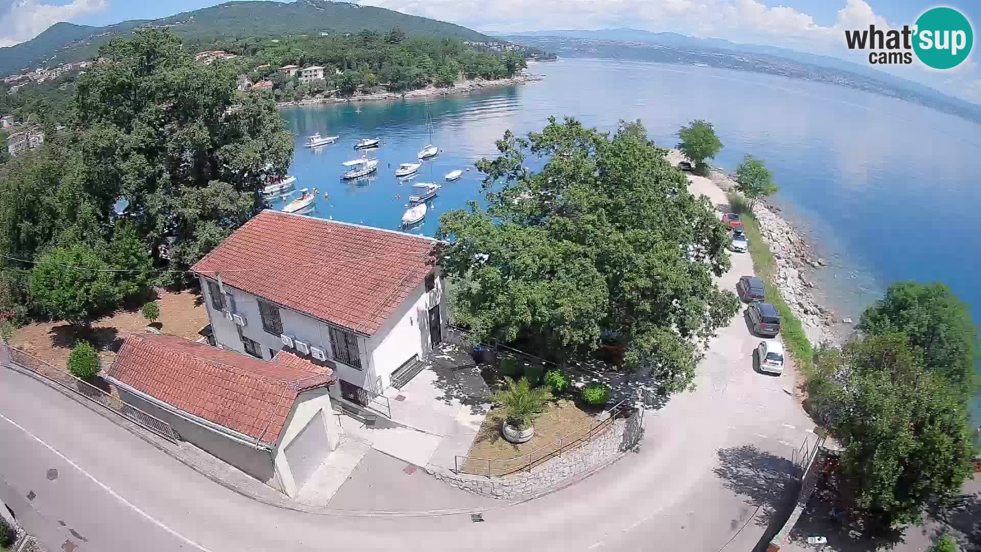 Ika Harbor Webcam – LIVE View of the Harbor and Opatija Lights