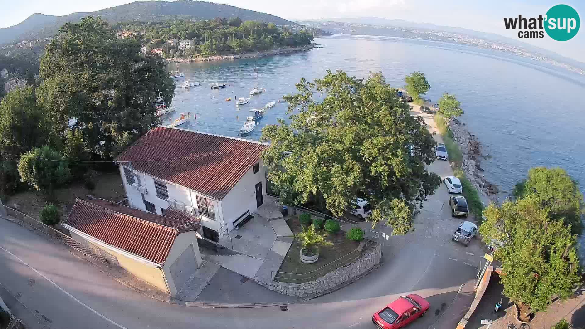 Ika Harbor Webcam – LIVE View of the Harbor and Opatija Lights