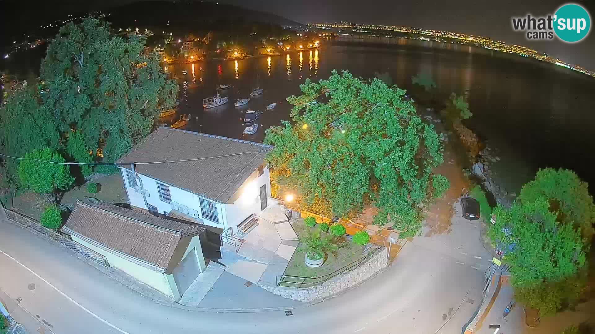 Webcam puerto de Ika – Vista en directo y luces de Opatija