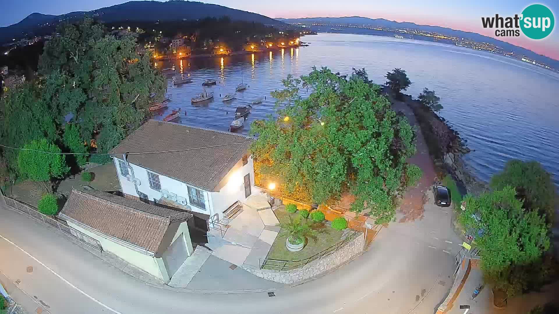 Webcam puerto de Ika – Vista en directo y luces de Opatija