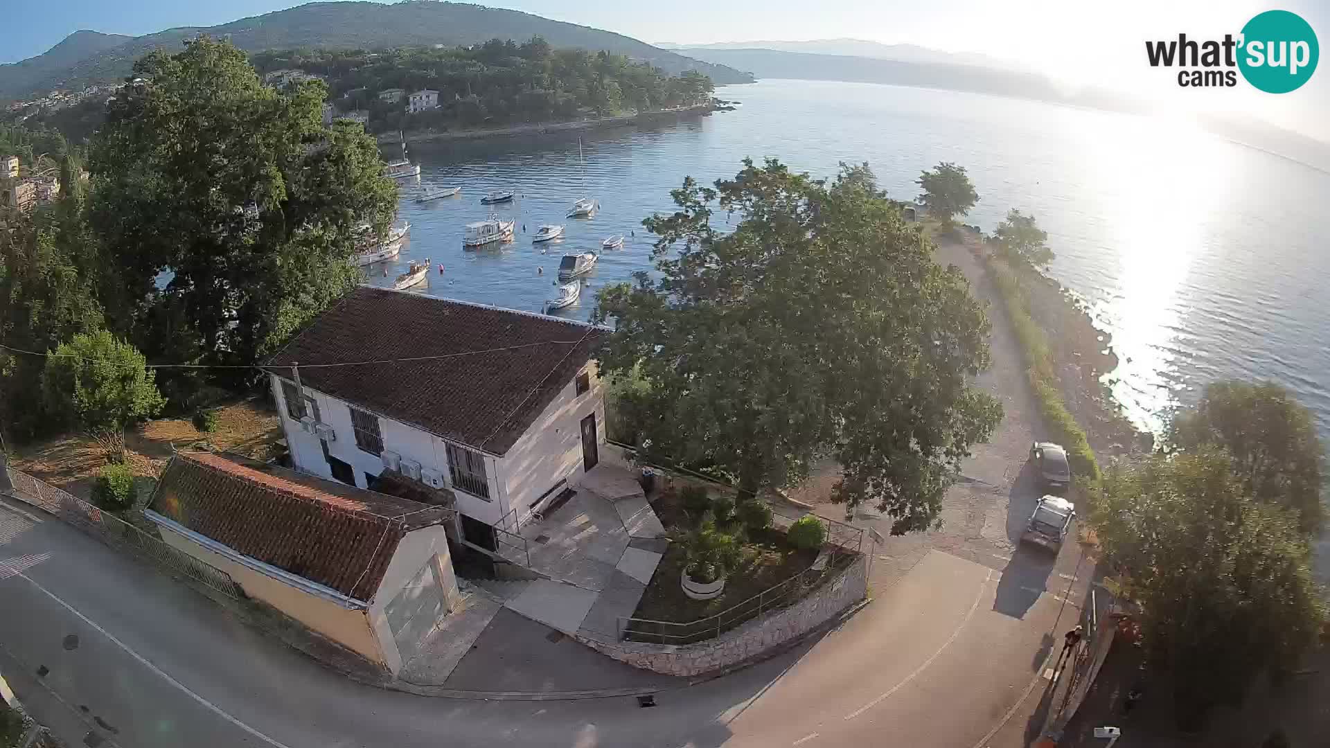 Ika Harbor Webcam – LIVE View of the Harbor and Opatija Lights