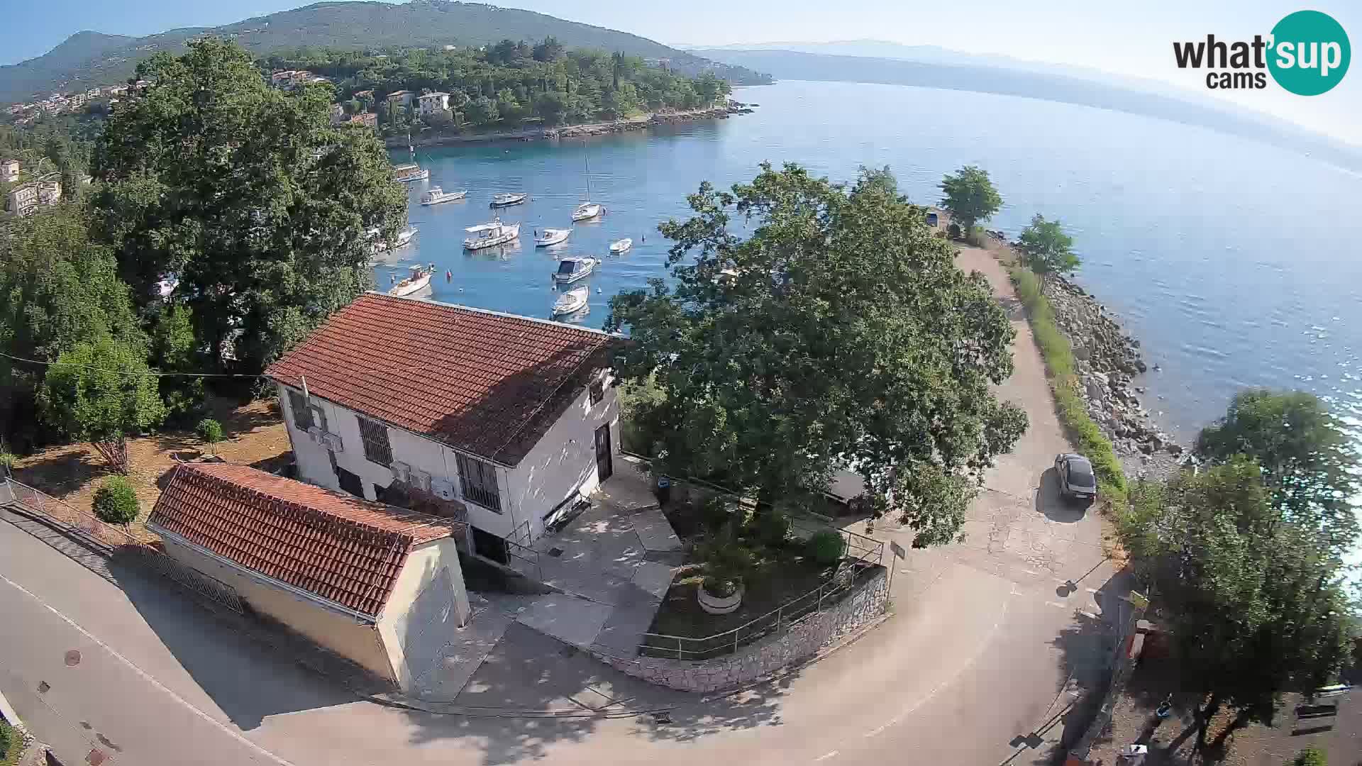 Ika Harbor Webcam – LIVE View of the Harbor and Opatija Lights