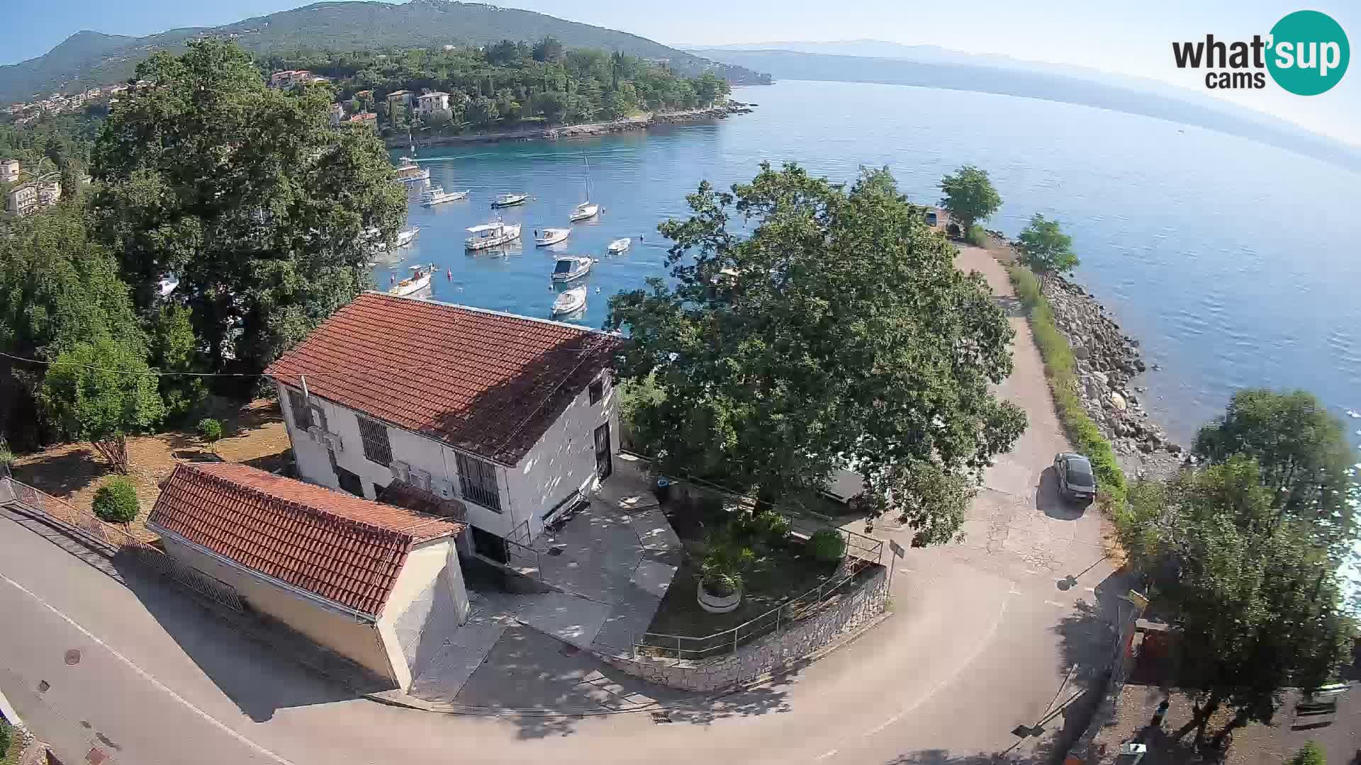 Ika Harbor Webcam – LIVE View of the Harbor and Opatija Lights