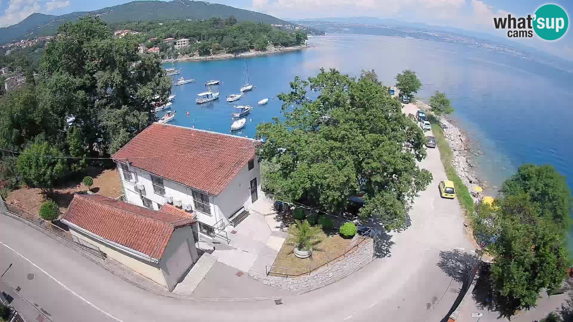 Ika Harbor Webcam – LIVE View of the Harbor and Opatija Lights