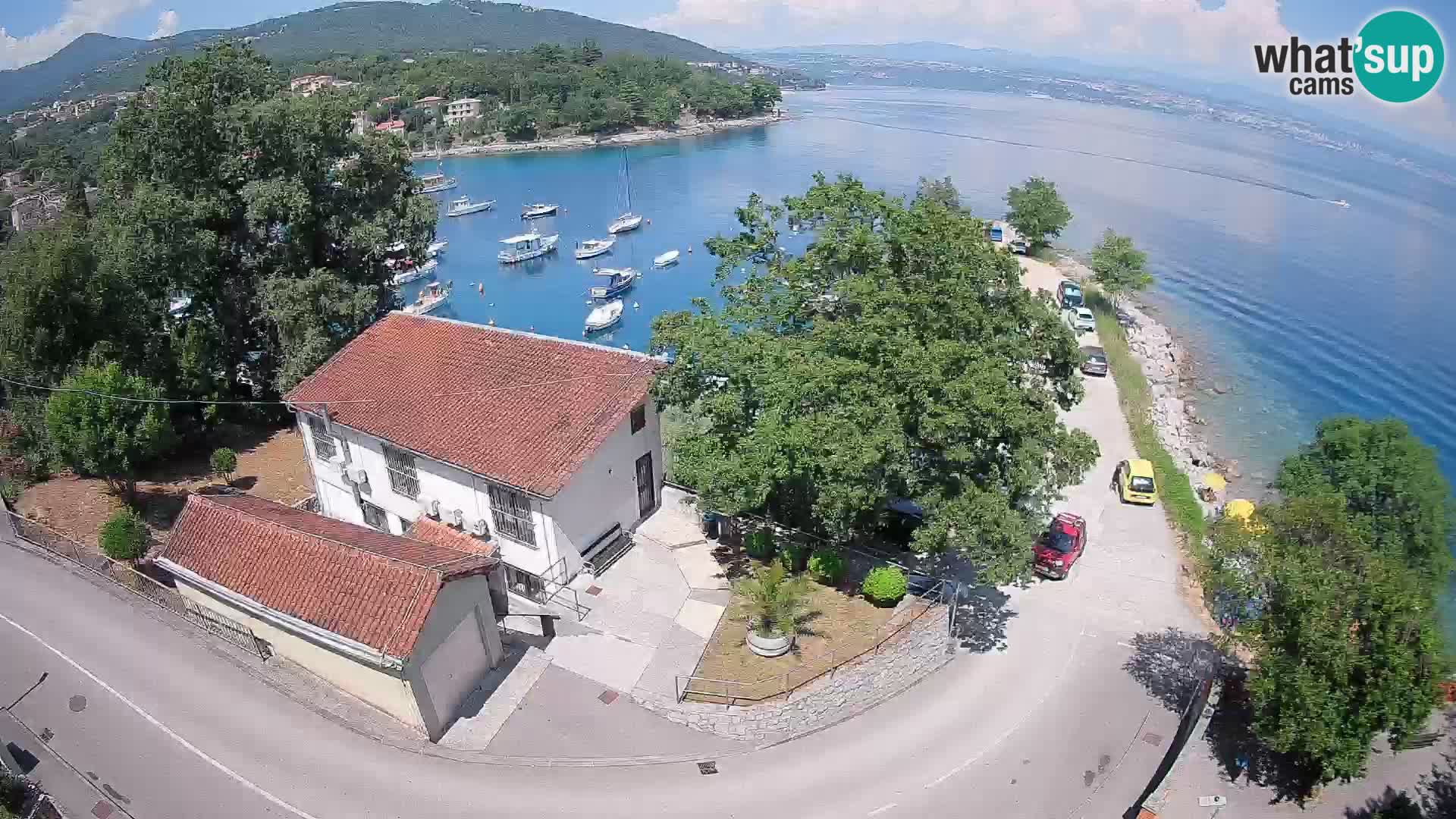 Ika Harbor Webcam – LIVE View of the Harbor and Opatija Lights
