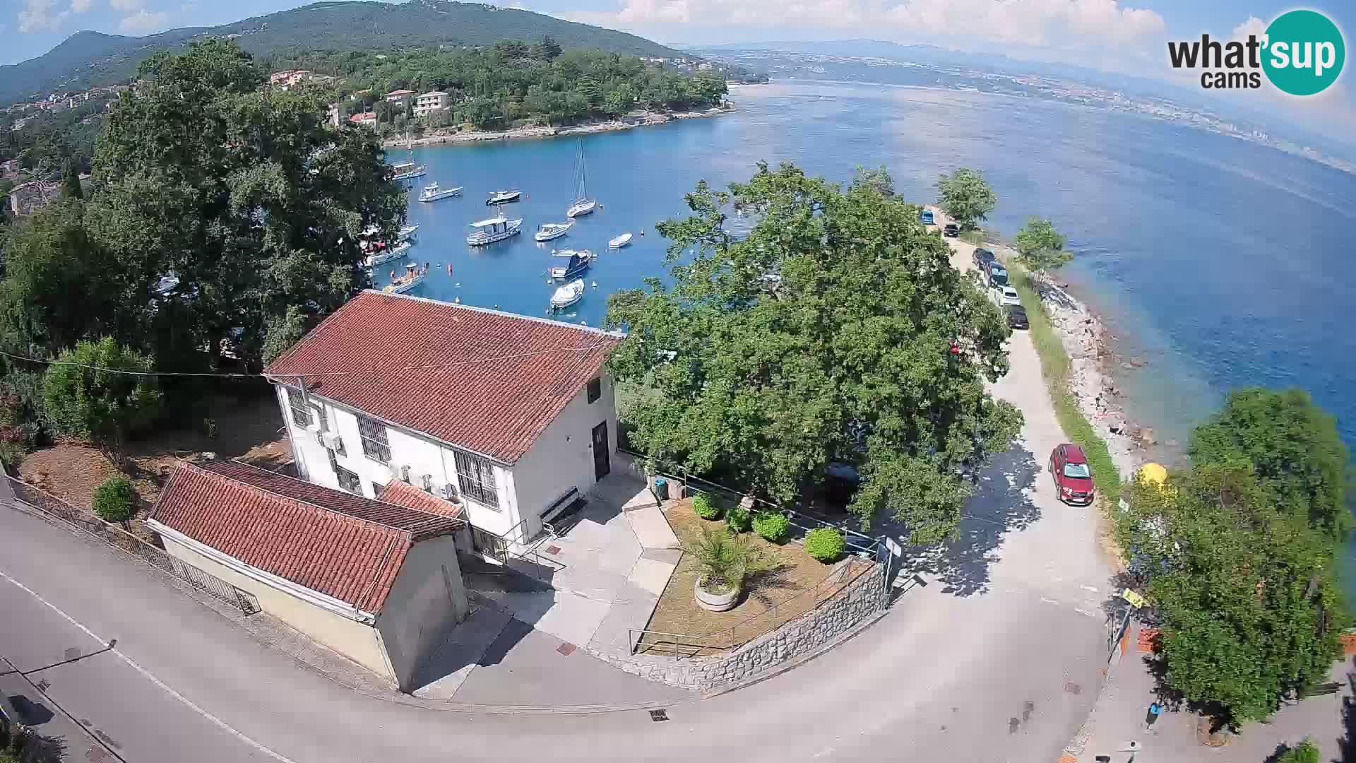 Ika Harbor Webcam – LIVE View of the Harbor and Opatija Lights