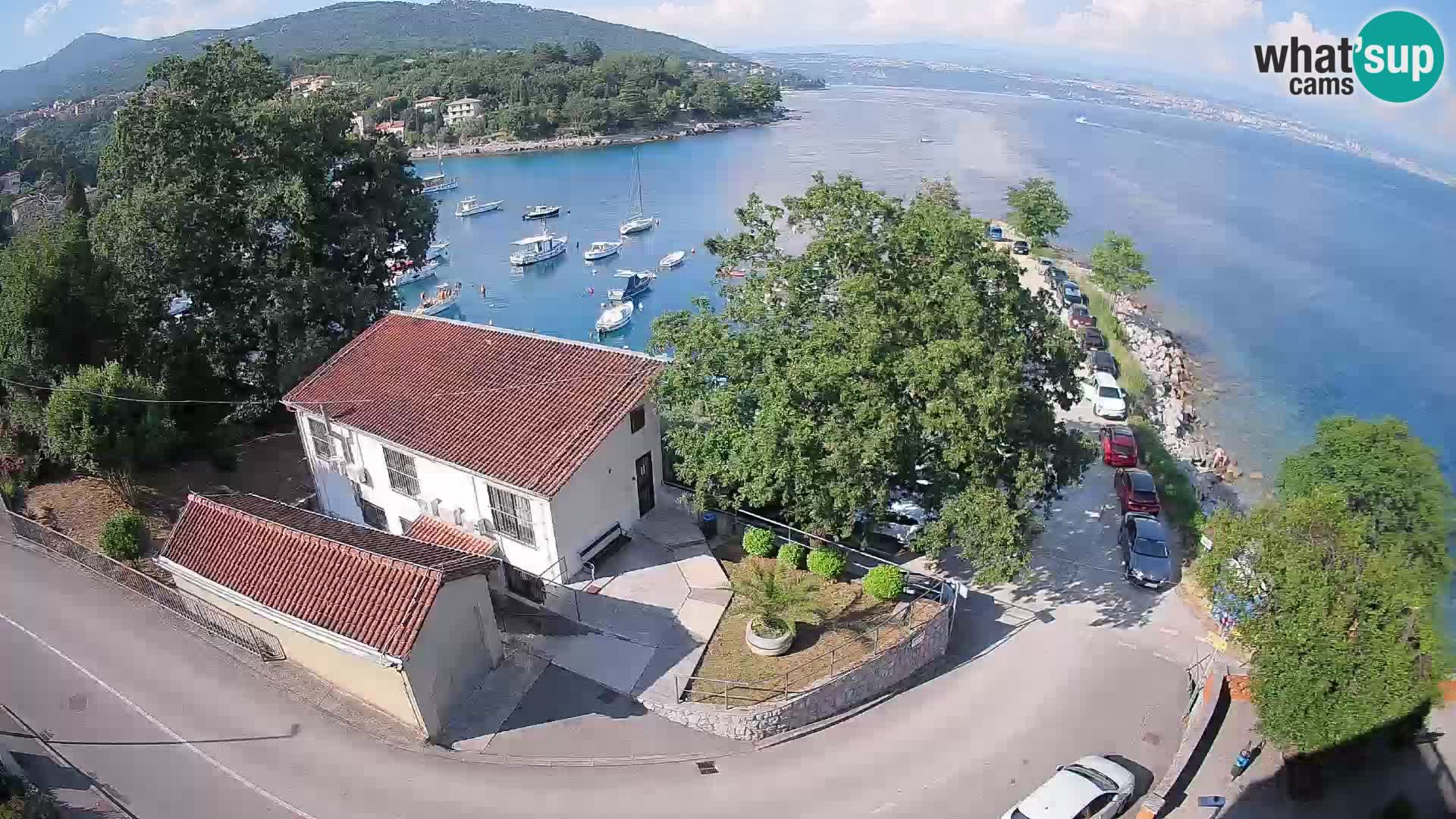 Ika Harbor Webcam – LIVE View of the Harbor and Opatija Lights