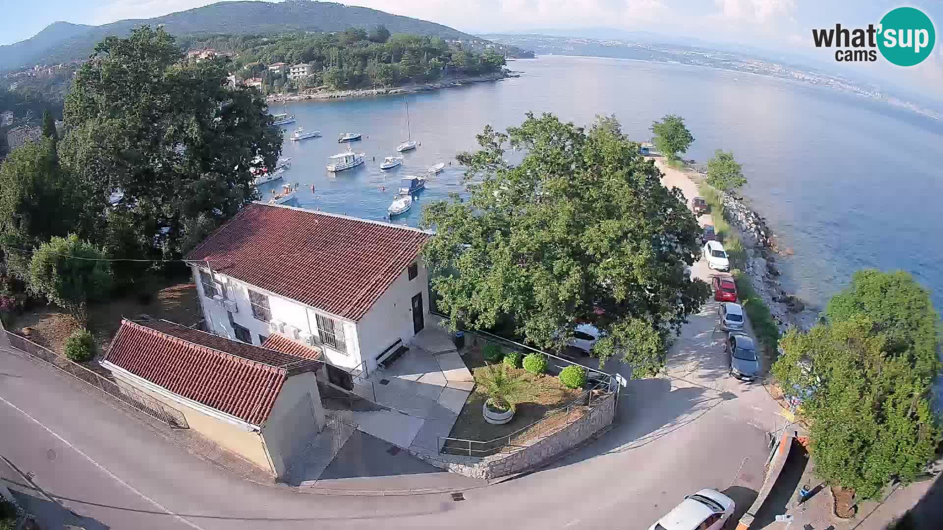 Ika Harbor Webcam – LIVE View of the Harbor and Opatija Lights