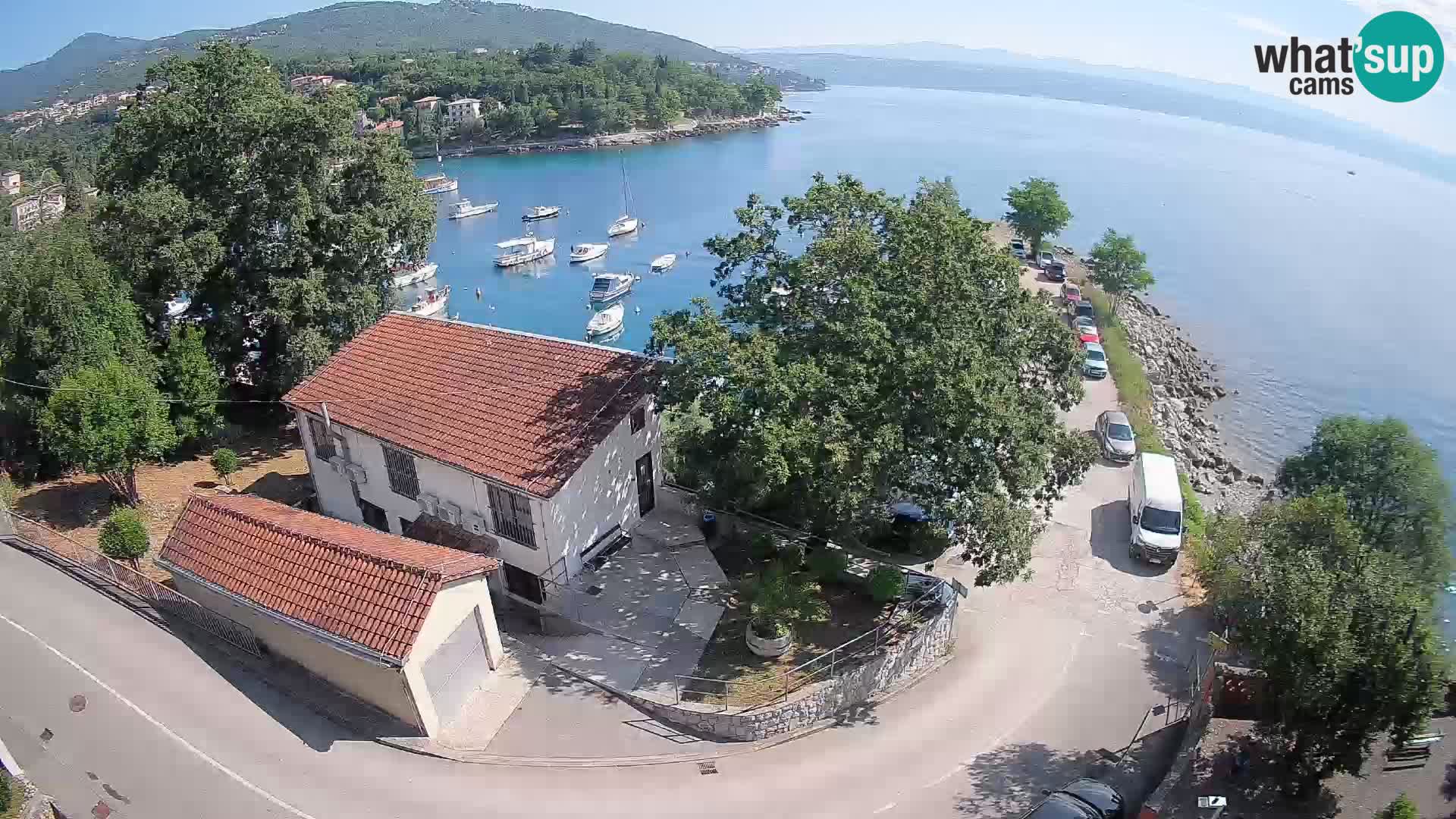 Ika Harbor Webcam – LIVE View of the Harbor and Opatija Lights