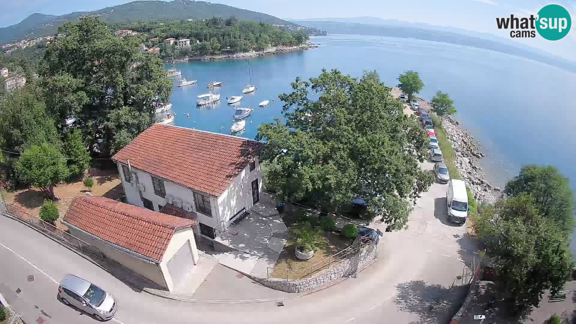 Ika Harbor Webcam – LIVE View of the Harbor and Opatija Lights