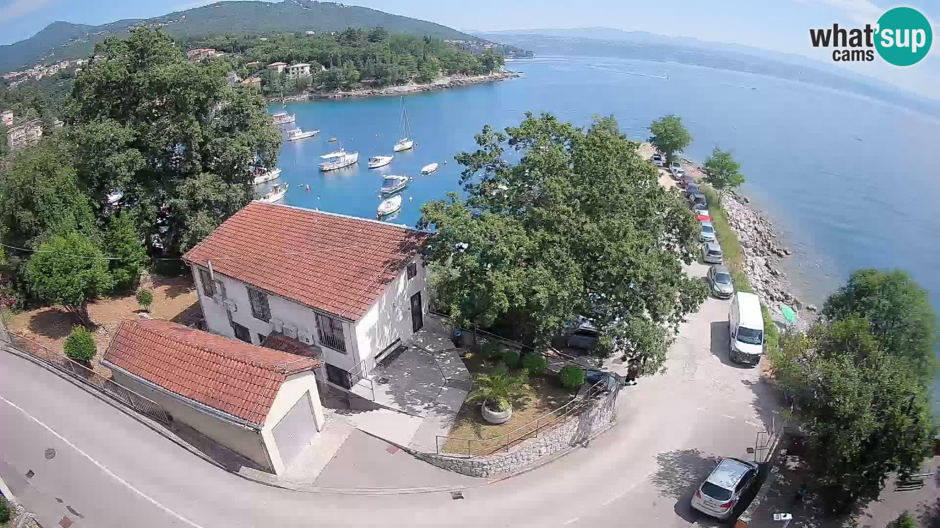 Ika Harbor Webcam – LIVE View of the Harbor and Opatija Lights