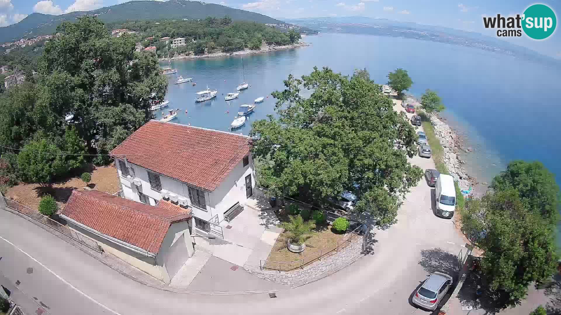 Ika Harbor Webcam – LIVE View of the Harbor and Opatija Lights
