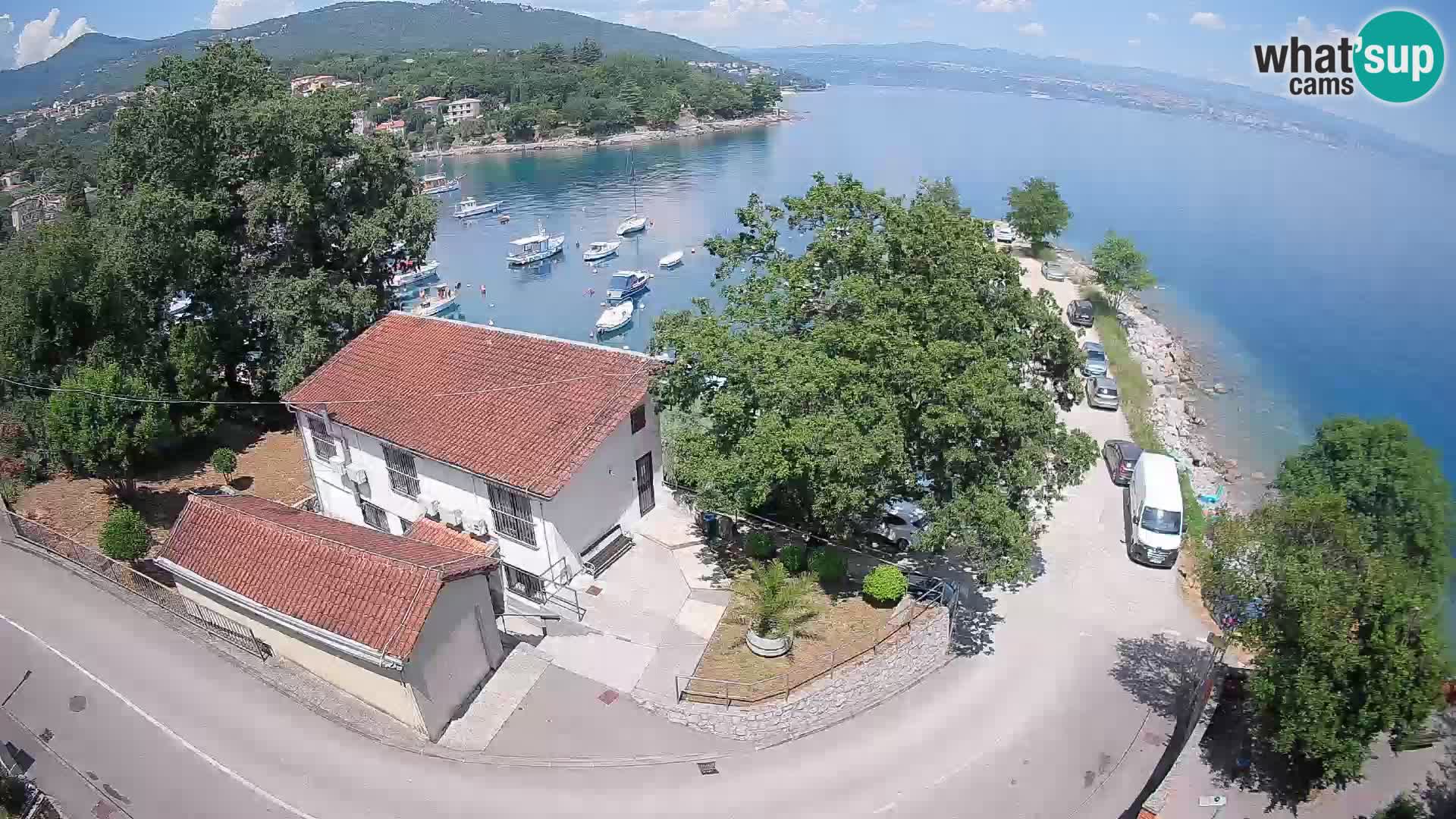 Ika Harbor Webcam – LIVE View of the Harbor and Opatija Lights