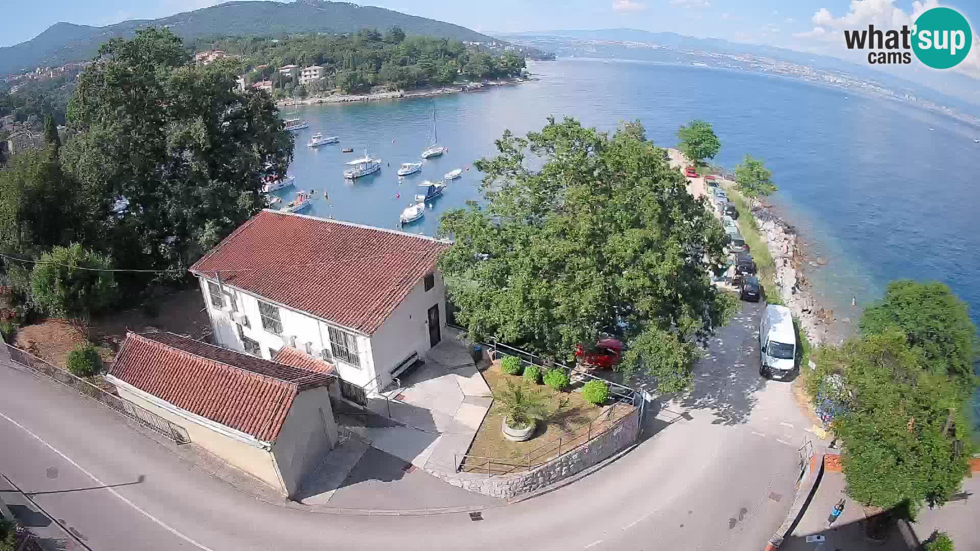 Ika Harbor Webcam – LIVE View of the Harbor and Opatija Lights