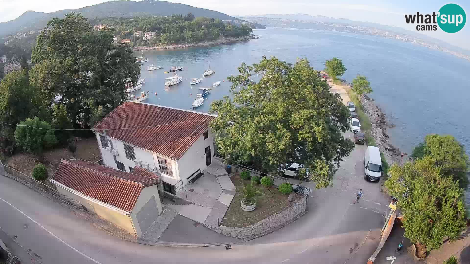 Ika Harbor Webcam – LIVE View of the Harbor and Opatija Lights