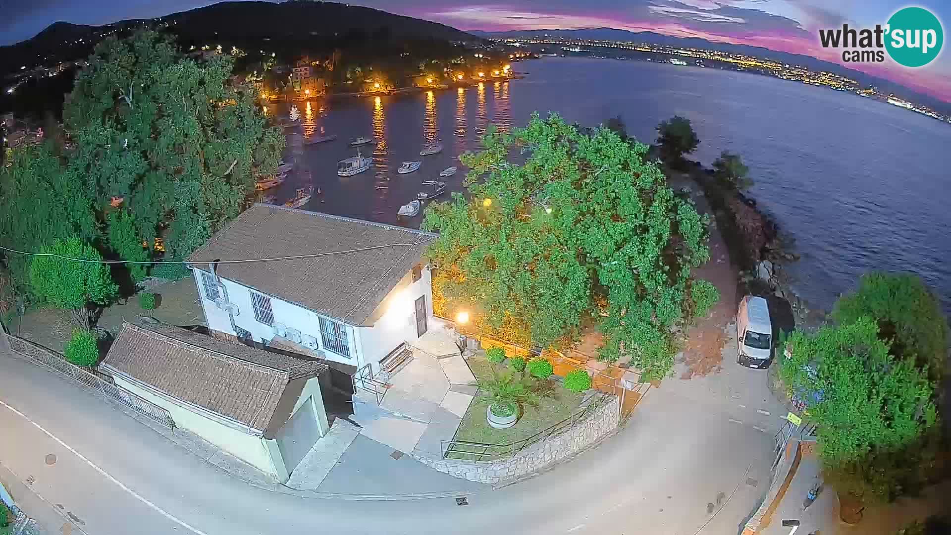 Webcam puerto de Ika – Vista en directo y luces de Opatija
