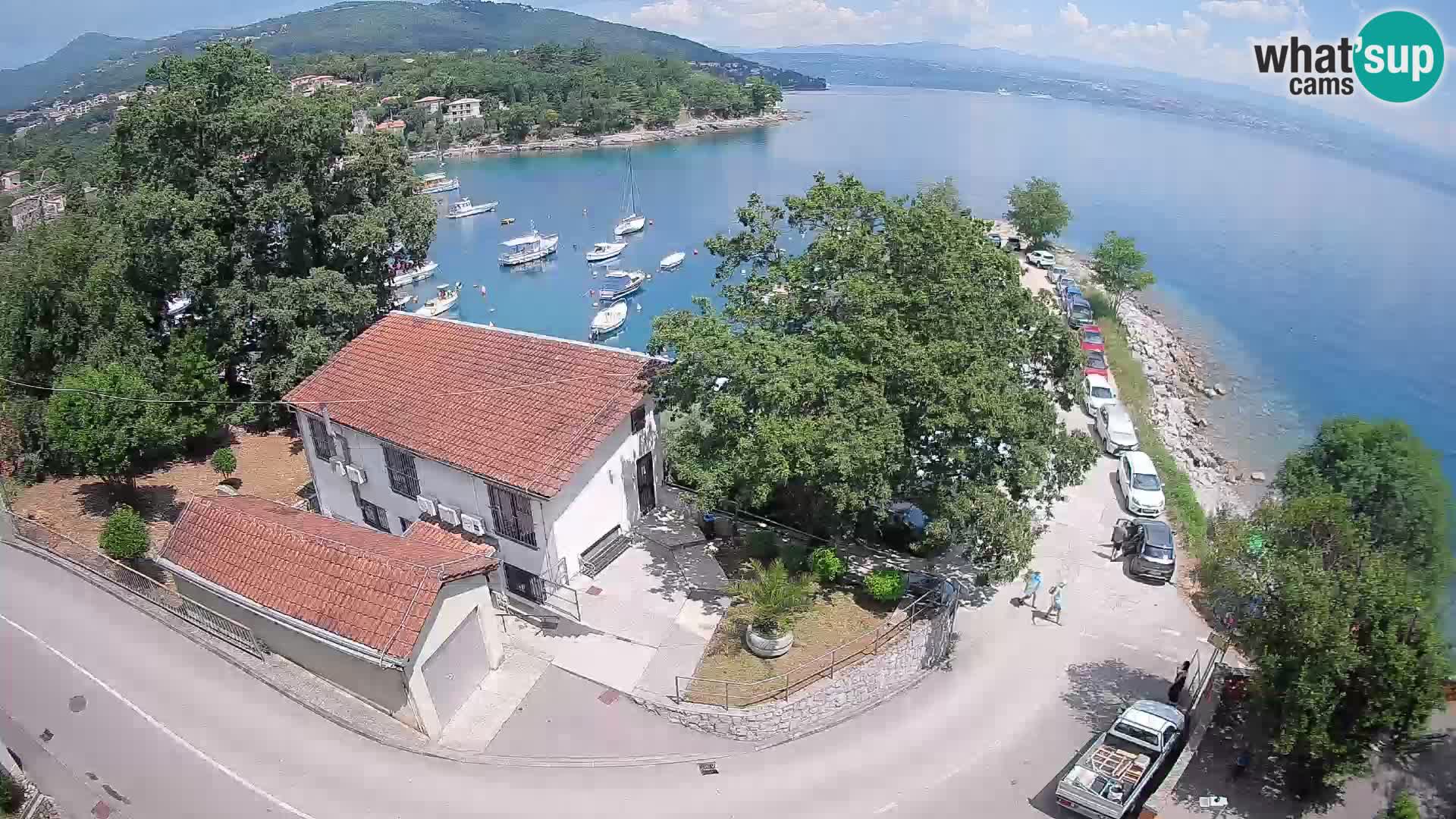 Ika Harbor Webcam – LIVE View of the Harbor and Opatija Lights