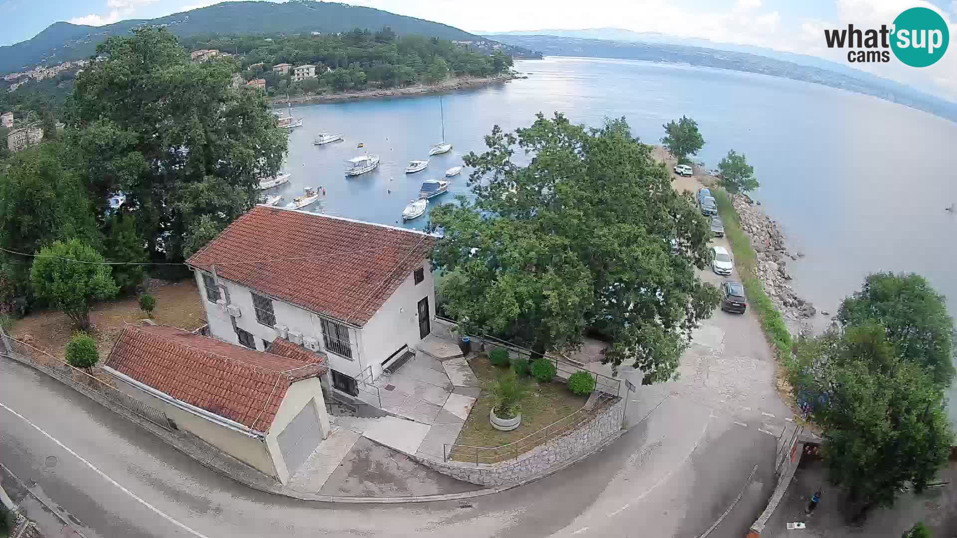 Ika Harbor Webcam – LIVE View of the Harbor and Opatija Lights