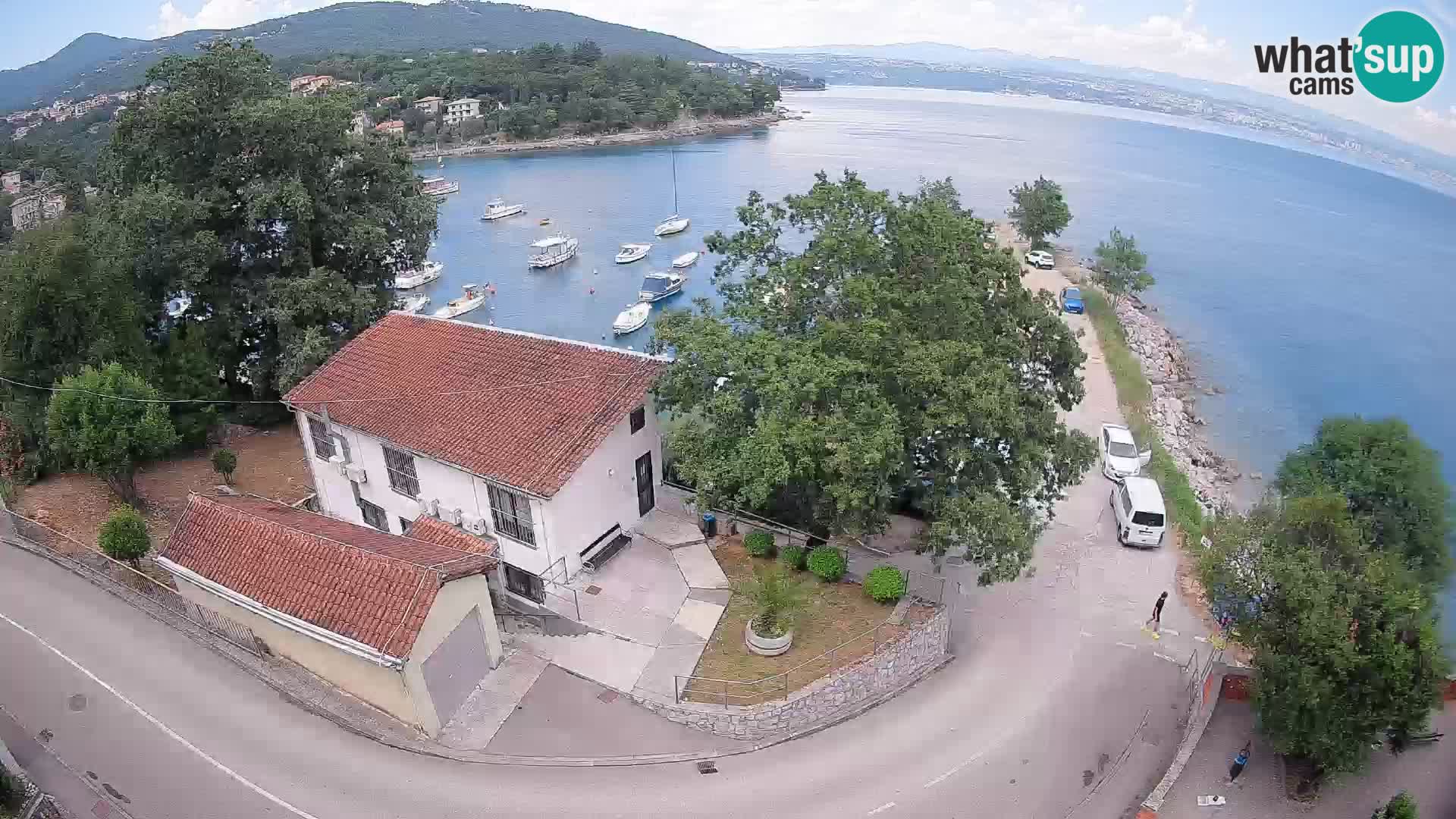 Ika Harbor Webcam – LIVE View of the Harbor and Opatija Lights