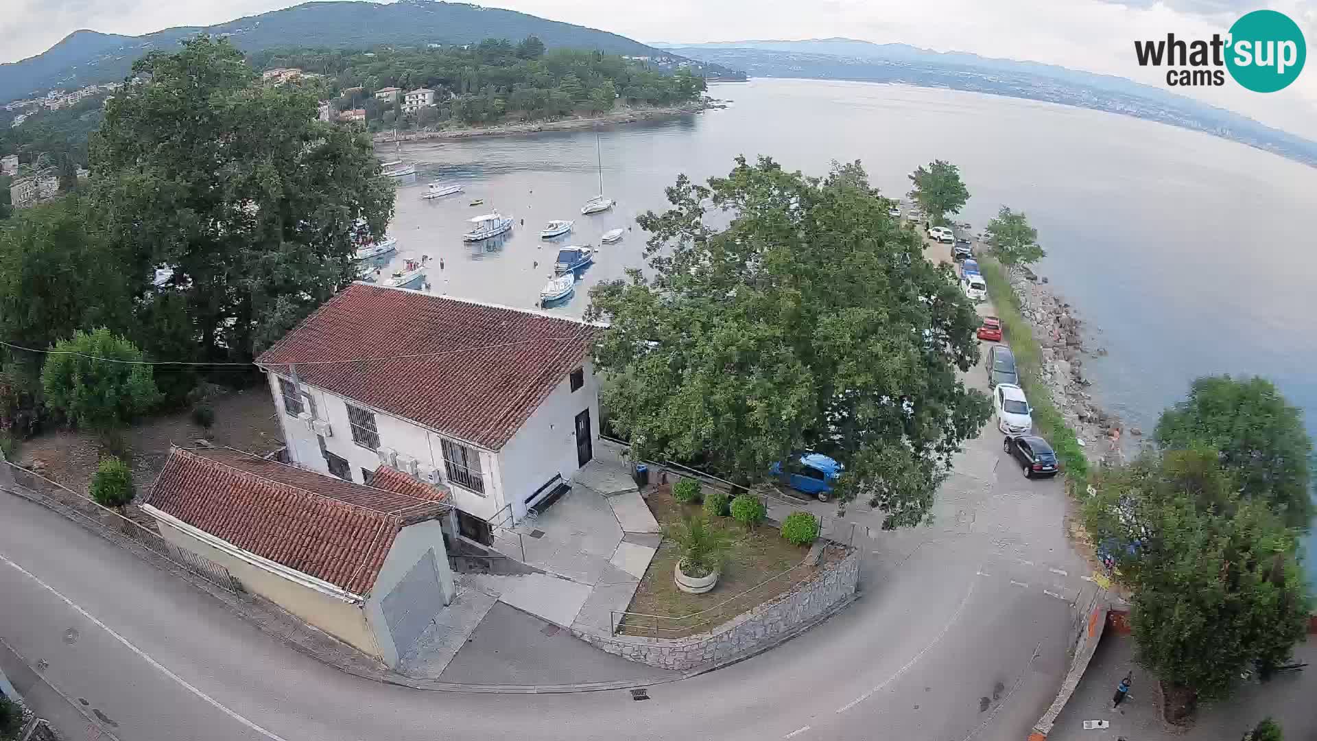 Ika Harbor Webcam – LIVE View of the Harbor and Opatija Lights