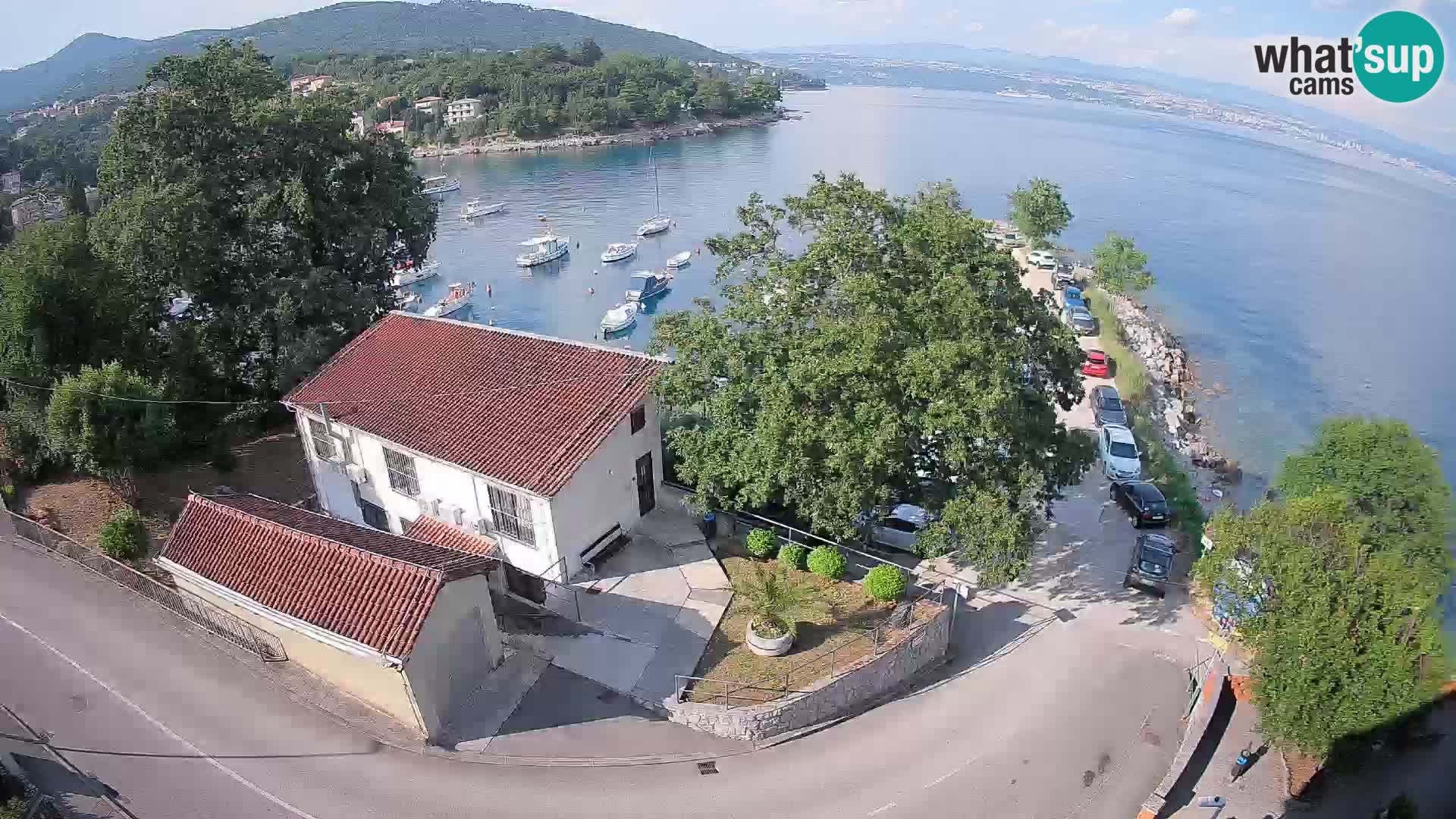 Ika Harbor Webcam – LIVE View of the Harbor and Opatija Lights