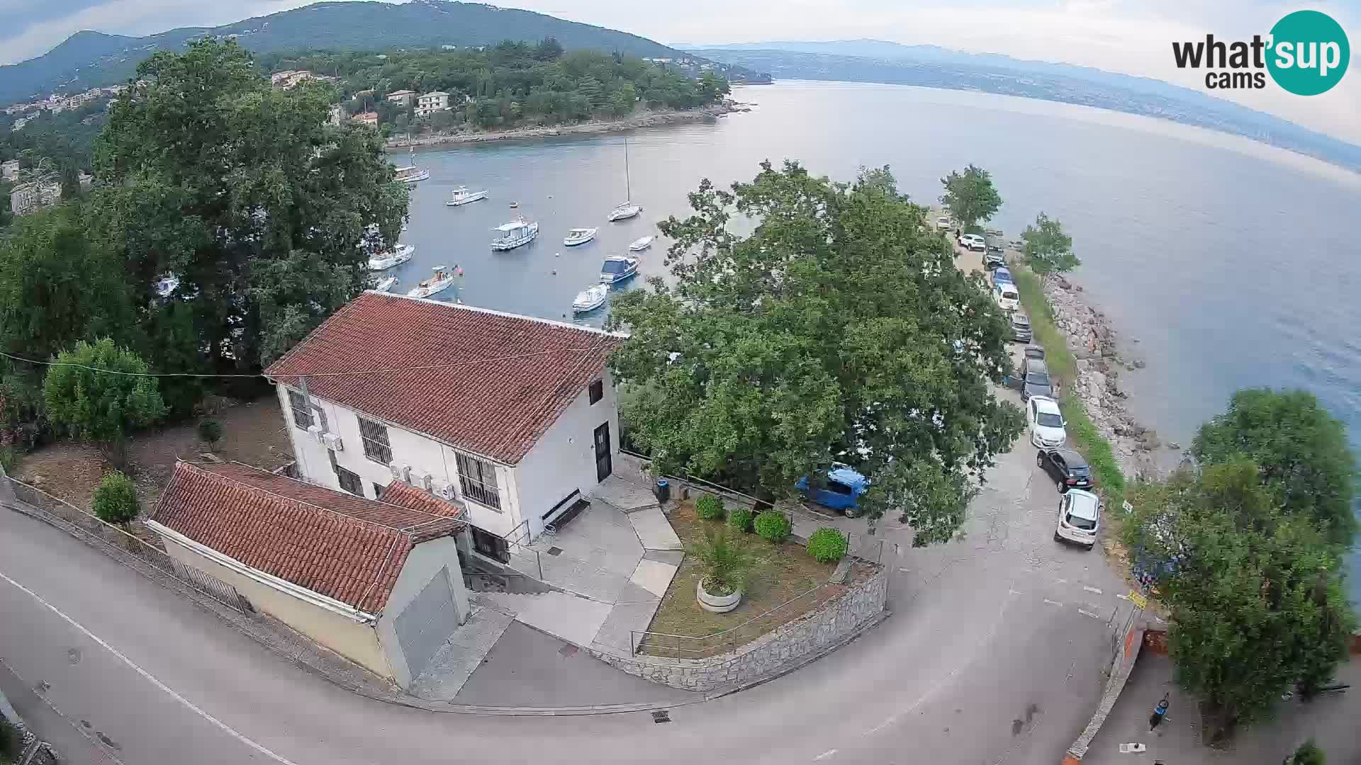 Ika Harbor Webcam – LIVE View of the Harbor and Opatija Lights