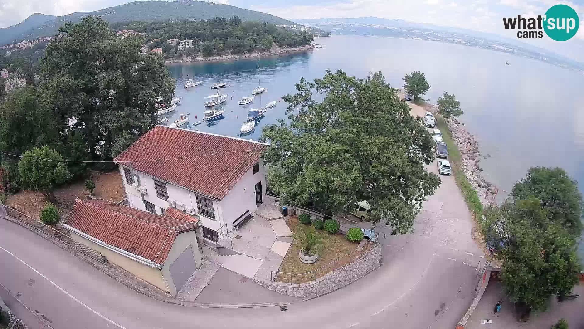Ika Harbor Webcam – LIVE View of the Harbor and Opatija Lights