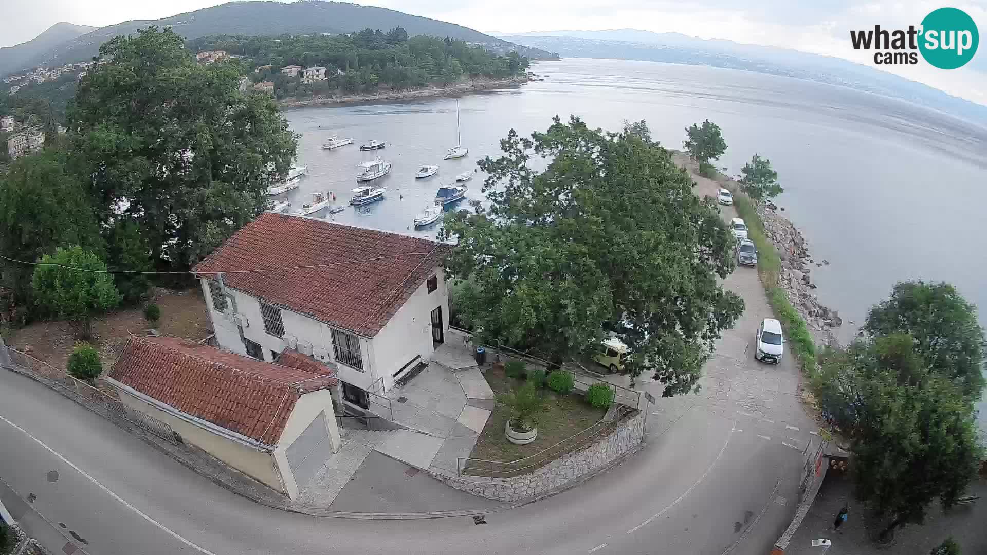 Ika Harbor Webcam – LIVE View of the Harbor and Opatija Lights