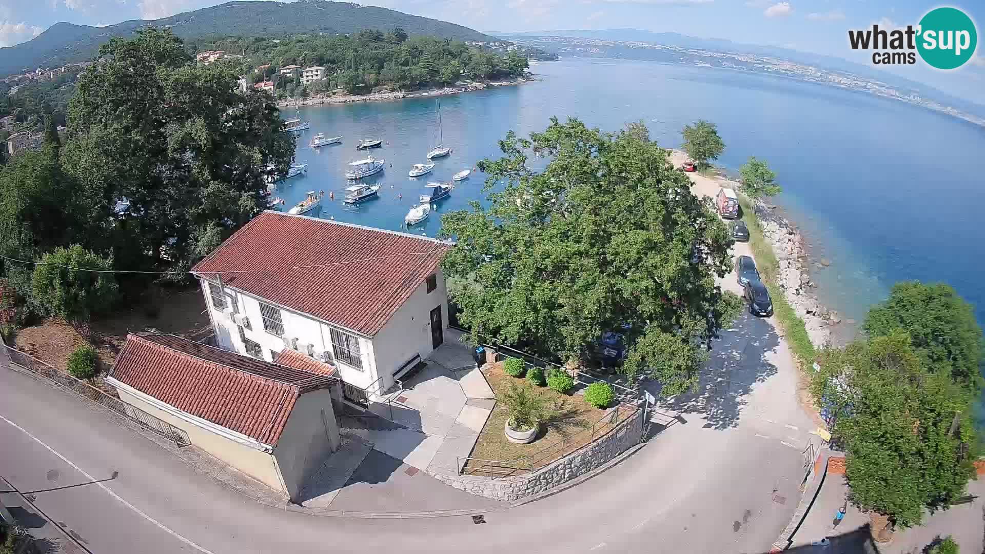 Ika Harbor Webcam – LIVE View of the Harbor and Opatija Lights