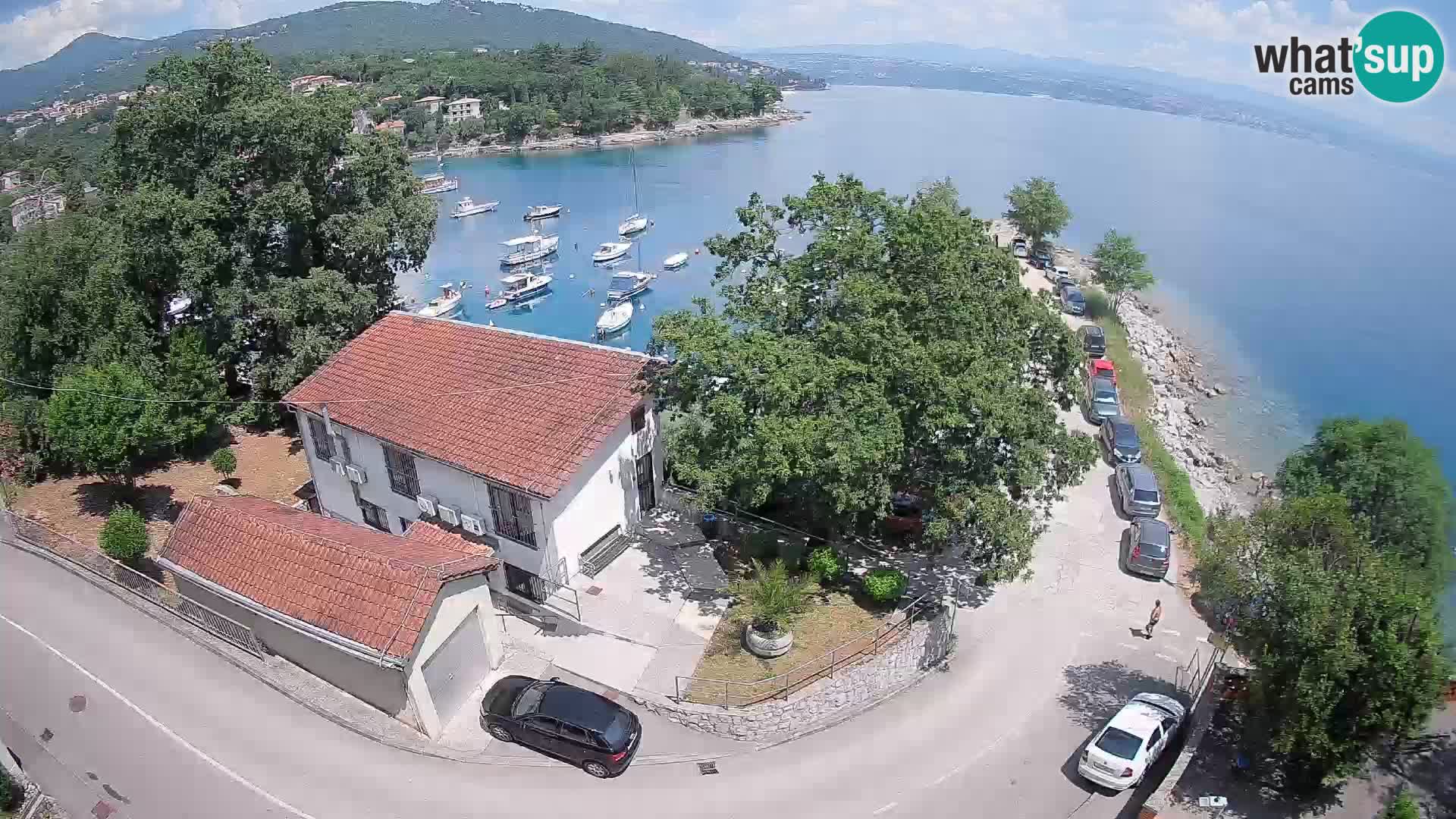 Ika Harbor Webcam – LIVE View of the Harbor and Opatija Lights