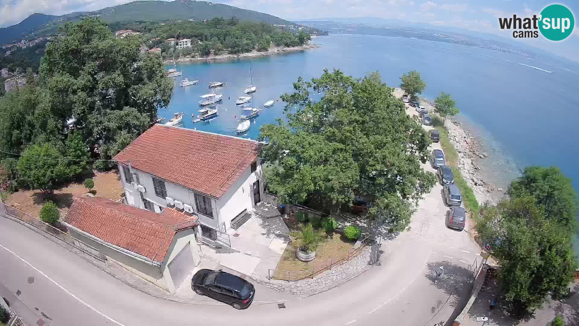 Ika Harbor Webcam – LIVE View of the Harbor and Opatija Lights