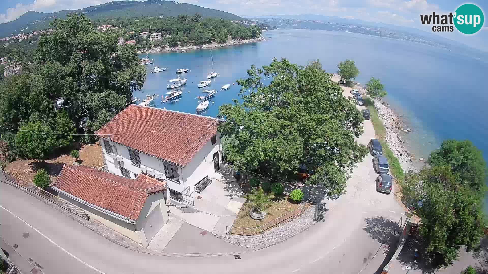 Ika Harbor Webcam – LIVE View of the Harbor and Opatija Lights
