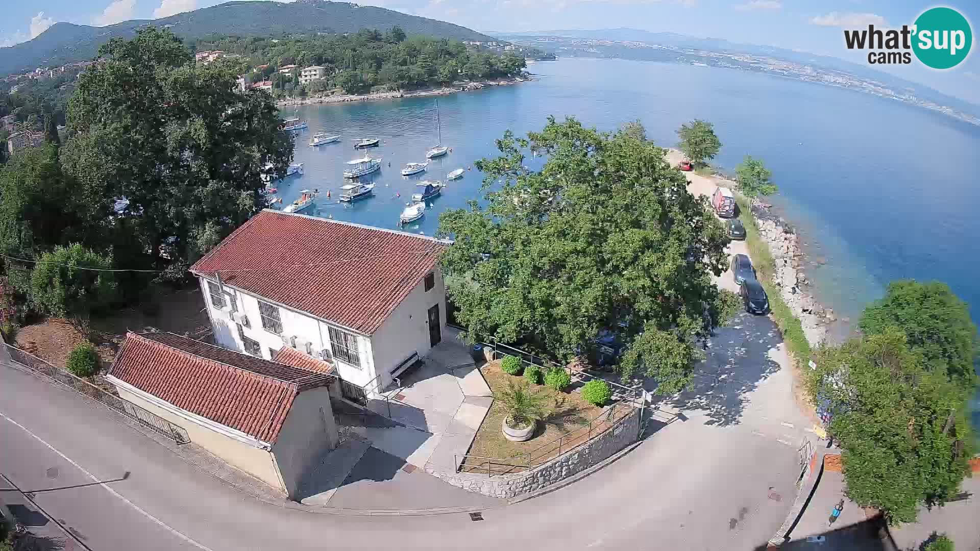 Ika Harbor Webcam – LIVE View of the Harbor and Opatija Lights