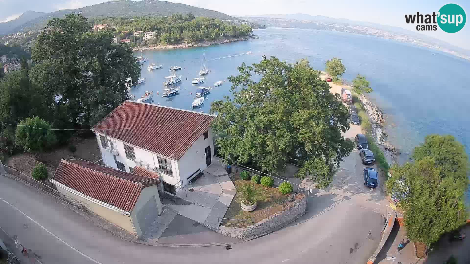 Ika Harbor Webcam – LIVE View of the Harbor and Opatija Lights