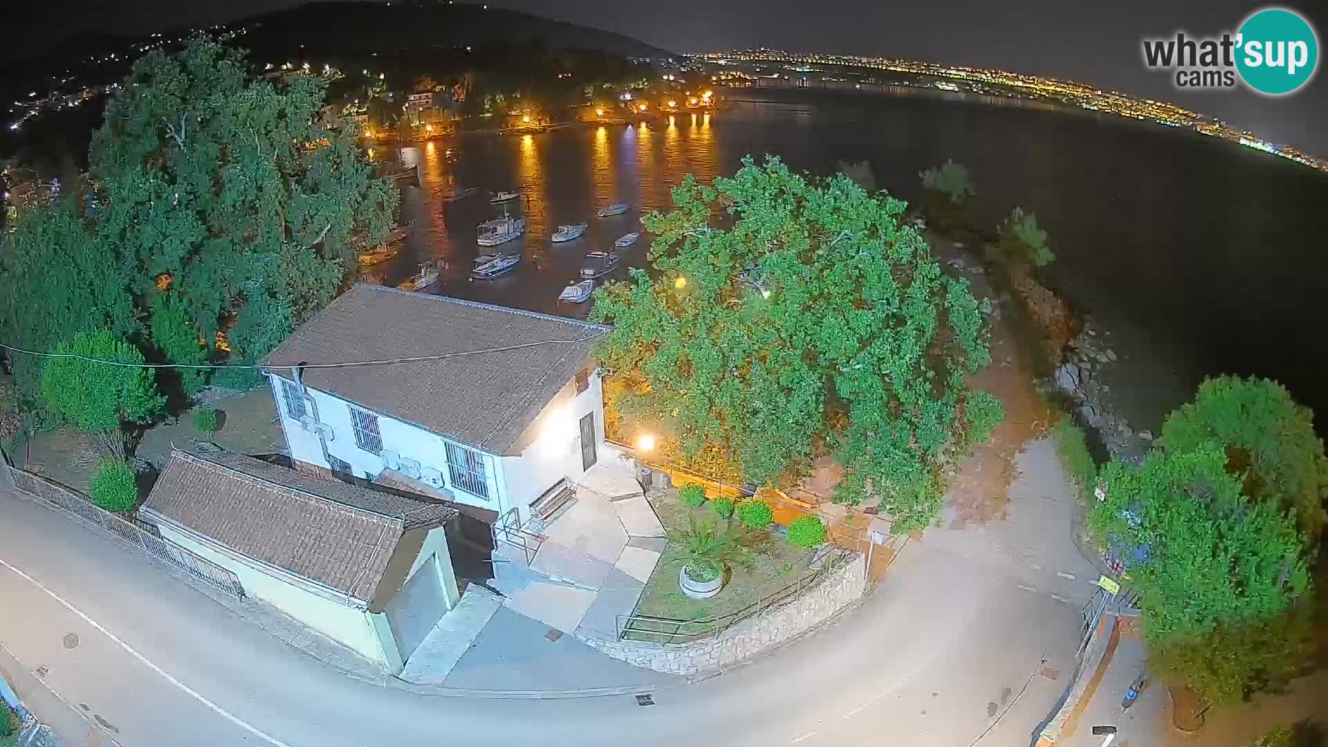 Webcam puerto de Ika – Vista en directo y luces de Opatija