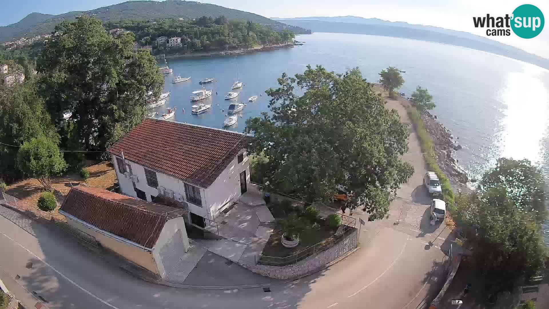 Ika Harbor Webcam – LIVE View of the Harbor and Opatija Lights