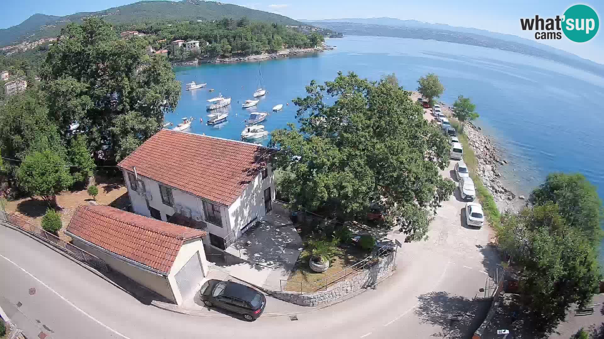 Ika Harbor Webcam – LIVE View of the Harbor and Opatija Lights