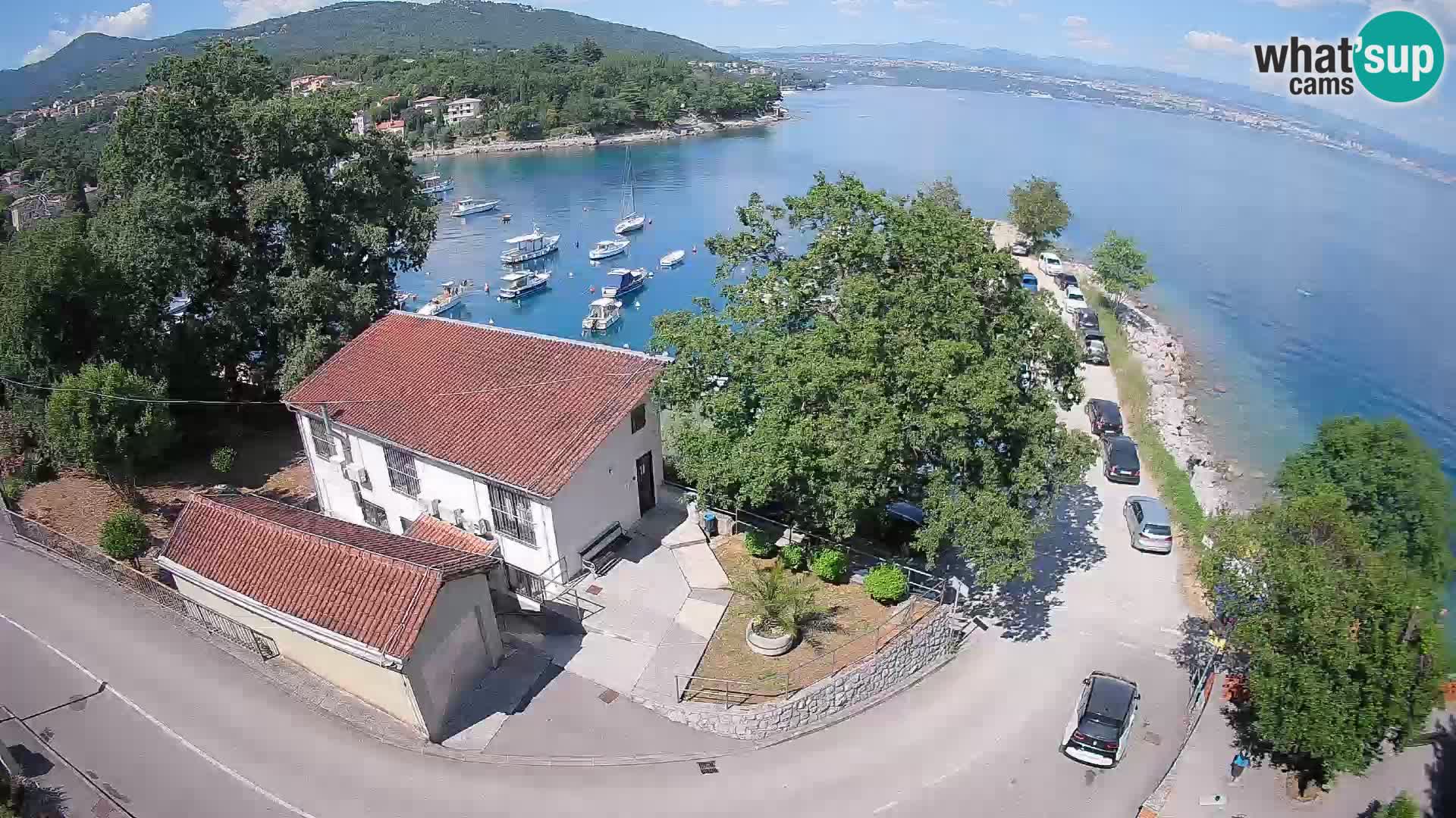 Ika Harbor Webcam – LIVE View of the Harbor and Opatija Lights
